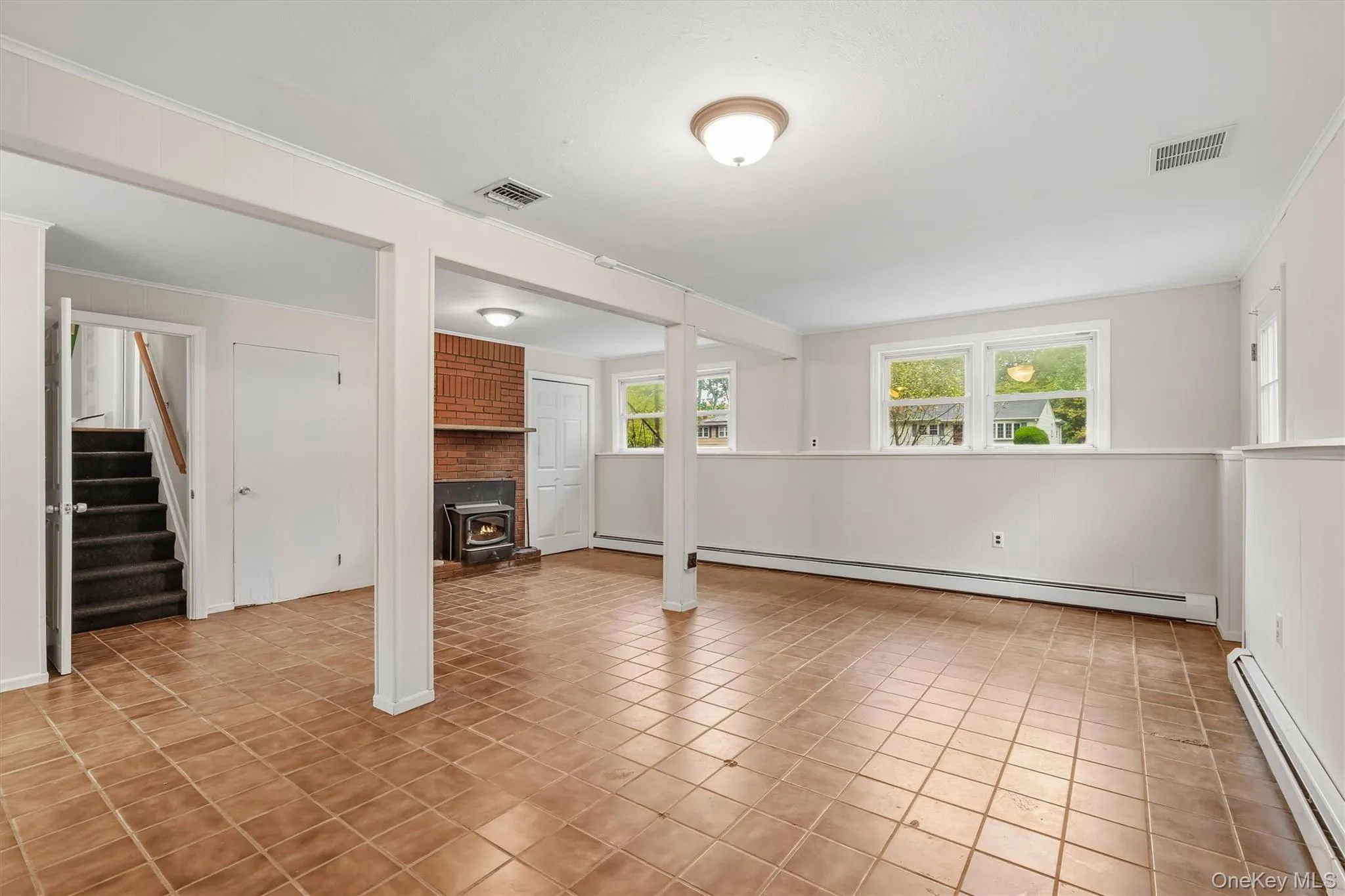 15 oak Road, Clarkstown, NY, 3 Bedrooms Bedrooms, 9 Rooms Rooms,2 BathroomsBathrooms,Residential,For Rent,oak,0,1061793 15 oak Road, Clarkstown, NY, 3 Bedrooms Bedrooms, 9 Rooms Rooms,2 BathroomsBathrooms,Residential,For Rent,oak,0,1061793