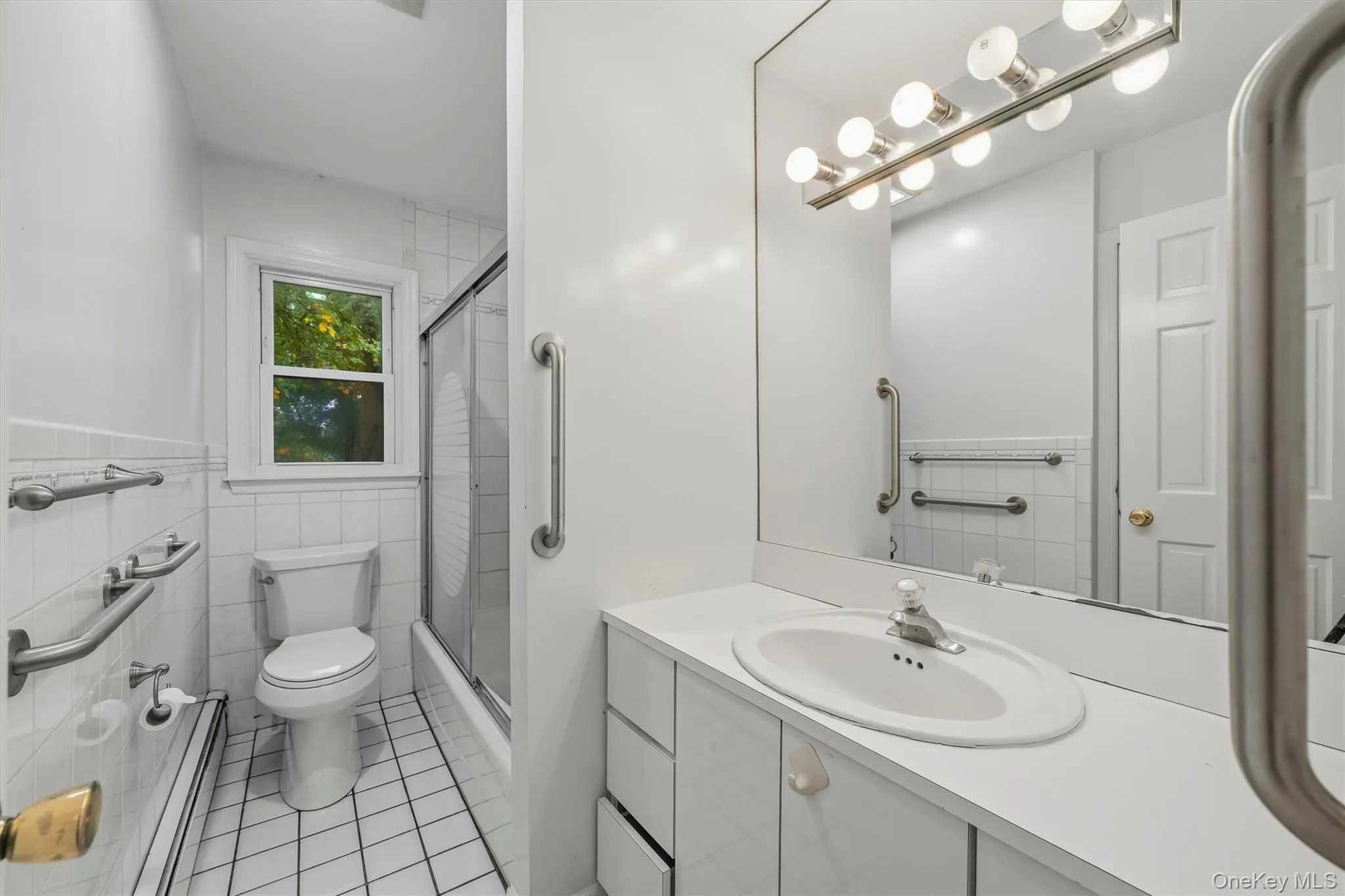 15 oak Road, Clarkstown, NY, 3 Bedrooms Bedrooms, 9 Rooms Rooms,2 BathroomsBathrooms,Residential,For Rent,oak,0,1061793 15 oak Road, Clarkstown, NY, 3 Bedrooms Bedrooms, 9 Rooms Rooms,2 BathroomsBathrooms,Residential,For Rent,oak,0,1061793