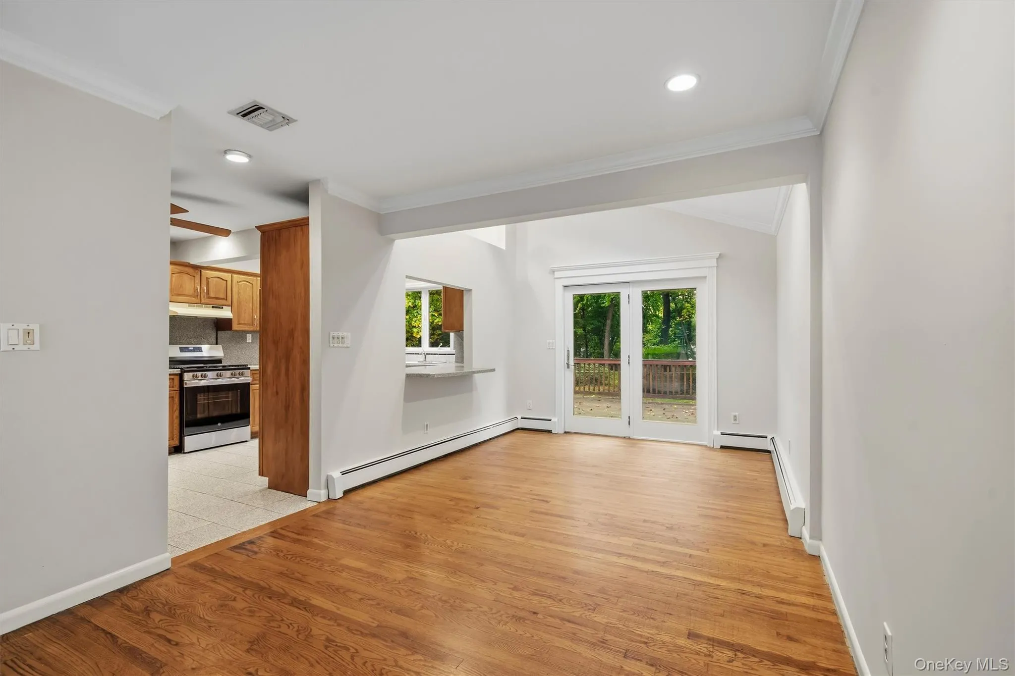 15 oak Road, Clarkstown, NY, 3 Bedrooms Bedrooms, 9 Rooms Rooms,2 BathroomsBathrooms,Residential,For Rent,oak,0,1061793 15 oak Road, Clarkstown, NY, 3 Bedrooms Bedrooms, 9 Rooms Rooms,2 BathroomsBathrooms,Residential,For Rent,oak,0,1061793