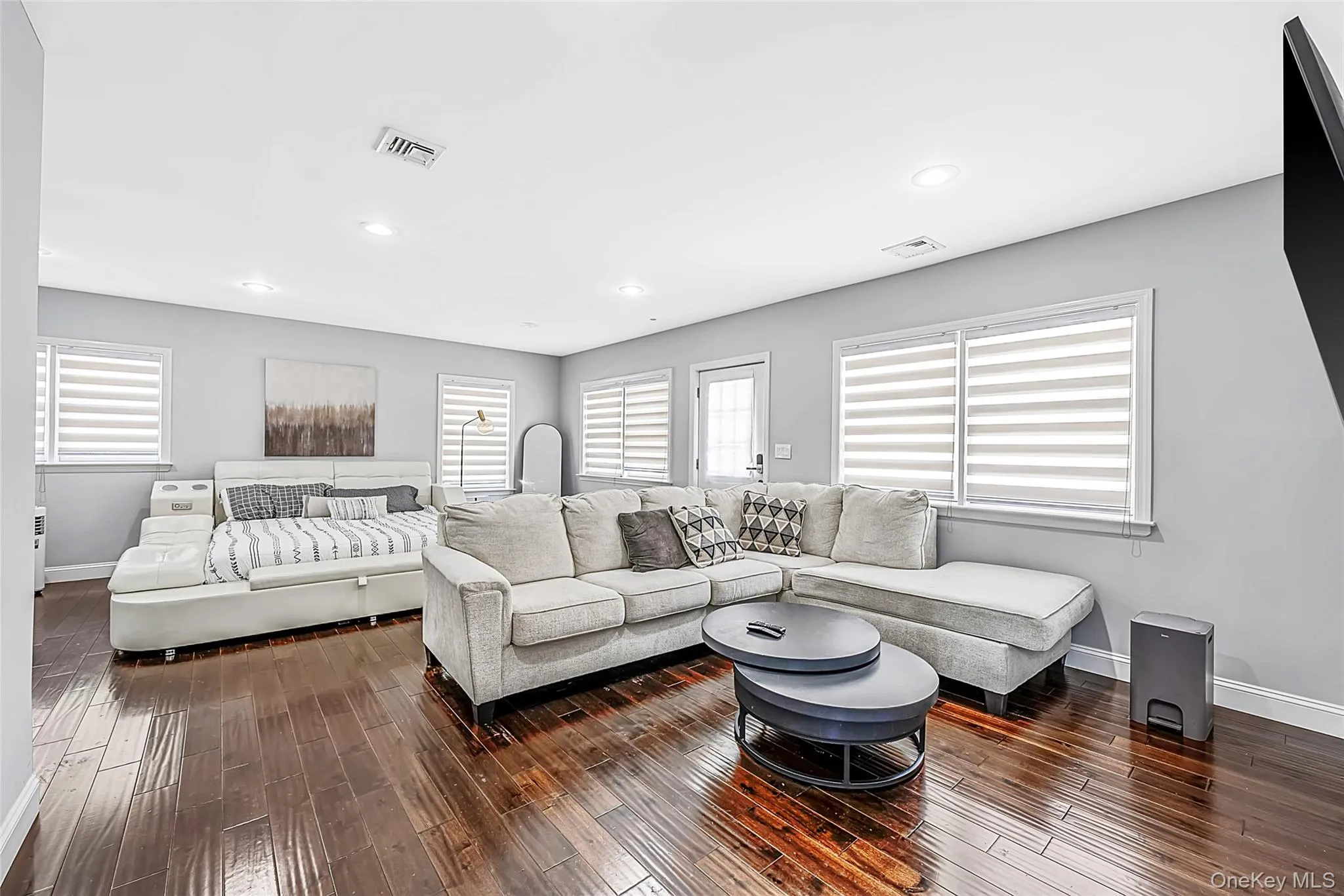 345 Durkee Lane, Brookhaven, NY, 7 Bedrooms Bedrooms, 17 Rooms Rooms,6 BathroomsBathrooms,Residential,For Rent,Durkee,0,1061798 345 Durkee Lane, Brookhaven, NY, 7 Bedrooms Bedrooms, 17 Rooms Rooms,6 BathroomsBathrooms,Residential,For Rent,Durkee,0,1061798