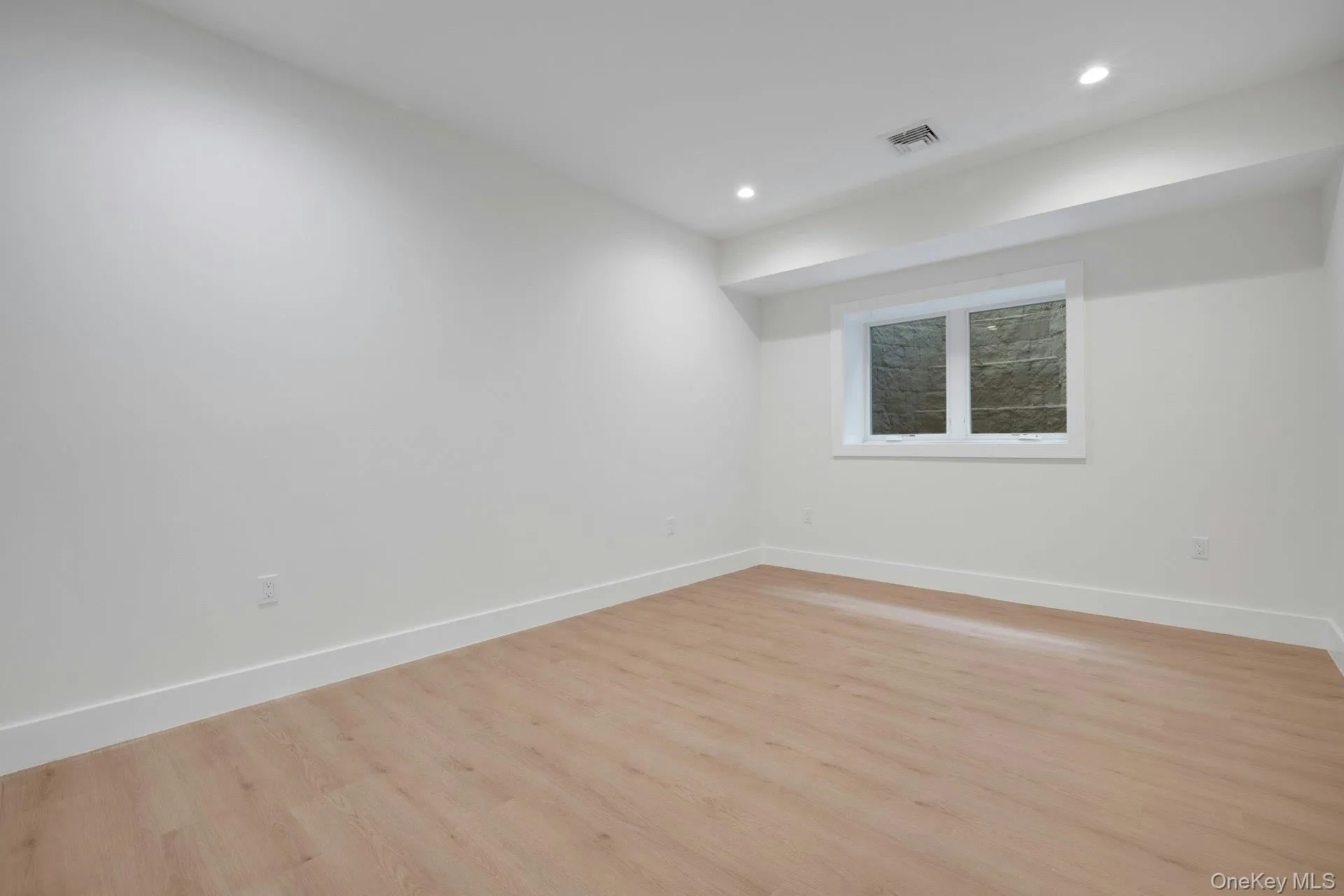 210 Underhill Avenue, Harrison, NY, 4 Bedroom Bedrooms, 7 Room Rooms,3 BathroomBathrooms,Residential Lease,For Rent,Underhill,0,1061801 210 Underhill Avenue, Harrison, NY, 4 Bedroom Bedrooms, 7 Room Rooms,3 BathroomBathrooms,Residential Lease,For Rent,Underhill,0,1061801