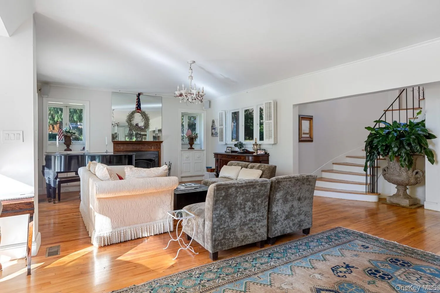 6 Arbutus Path, Brookhaven, NY, 5 Bedrooms Bedrooms, 12 Rooms Rooms,6 BathroomsBathrooms,Residential,For Rent,Arbutus,0,1061802 6 Arbutus Path, Brookhaven, NY, 5 Bedrooms Bedrooms, 12 Rooms Rooms,6 BathroomsBathrooms,Residential,For Rent,Arbutus,0,1061802