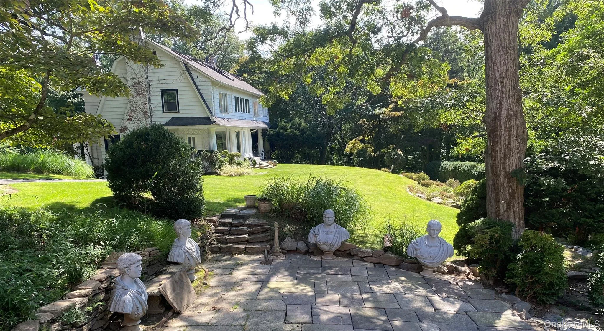 6 Arbutus Path, Brookhaven, NY, 5 Bedrooms Bedrooms, 12 Rooms Rooms,6 BathroomsBathrooms,Residential,For Rent,Arbutus,0,1061802 6 Arbutus Path, Brookhaven, NY, 5 Bedrooms Bedrooms, 12 Rooms Rooms,6 BathroomsBathrooms,Residential,For Rent,Arbutus,0,1061802