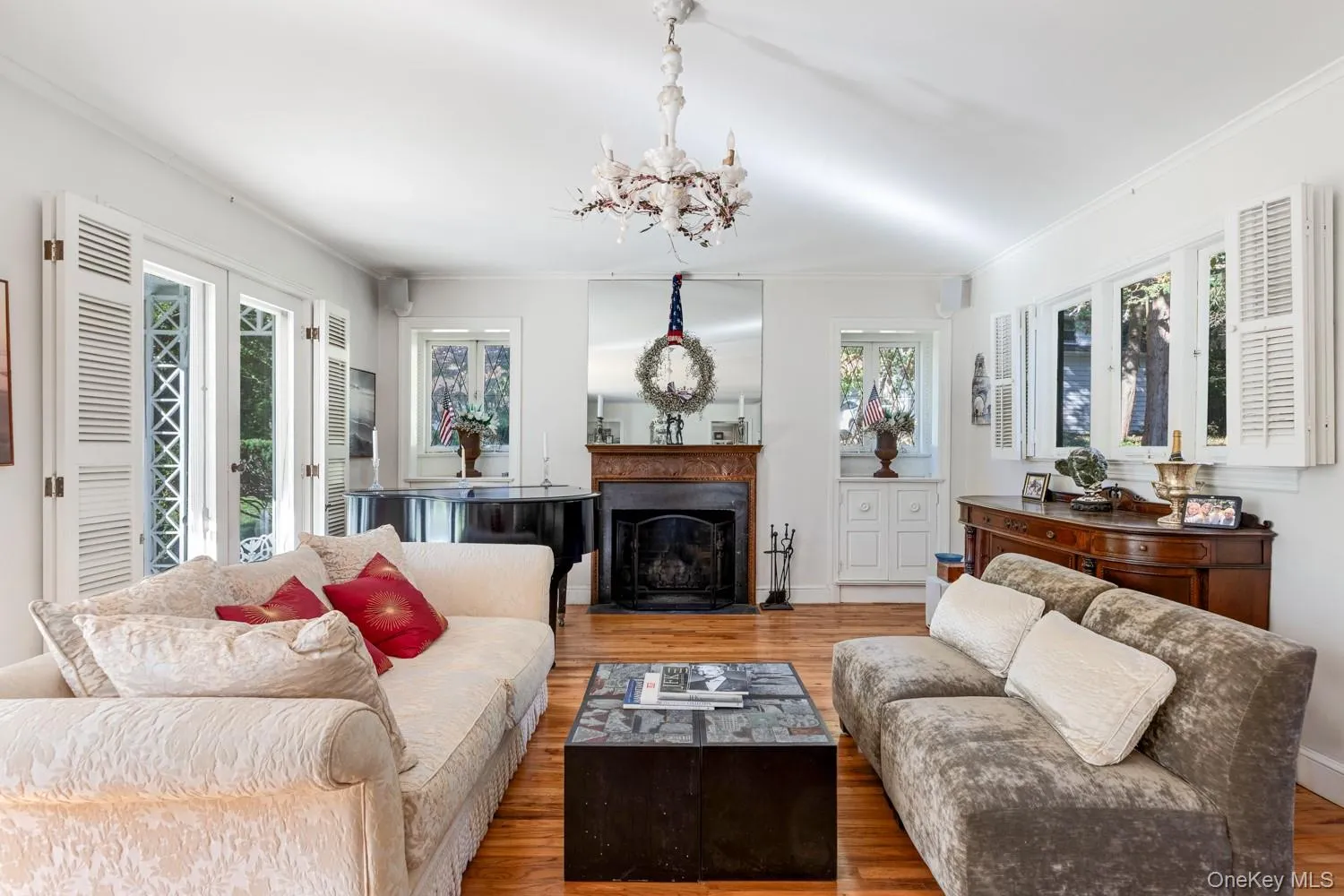 6 Arbutus Path, Brookhaven, NY, 5 Bedrooms Bedrooms, 12 Rooms Rooms,6 BathroomsBathrooms,Residential,For Rent,Arbutus,0,1061802 6 Arbutus Path, Brookhaven, NY, 5 Bedrooms Bedrooms, 12 Rooms Rooms,6 BathroomsBathrooms,Residential,For Rent,Arbutus,0,1061802