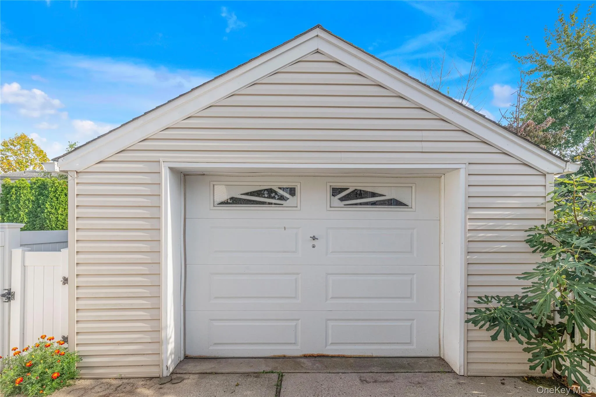 84 5th Street, North Hempstead, NY, 3 Bedrooms Bedrooms, 8 Rooms Rooms,2 BathroomsBathrooms,Residential,For Rent,5th,0,1061809 84 5th Street, North Hempstead, NY, 3 Bedrooms Bedrooms, 8 Rooms Rooms,2 BathroomsBathrooms,Residential,For Rent,5th,0,1061809