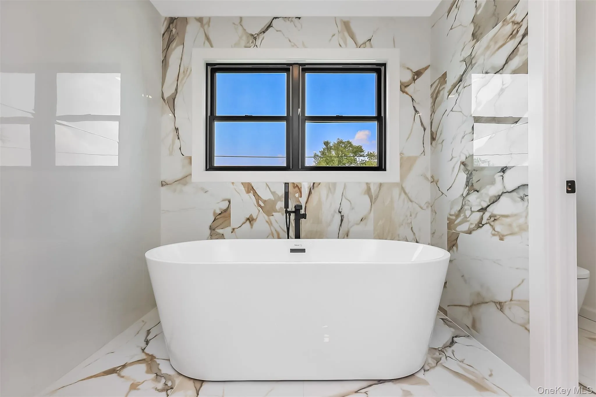 12 Slate Lane, Hempstead, NY, 6 Bedrooms Bedrooms, 10 Rooms Rooms,4 BathroomsBathrooms,Residential,For Rent,Slate,0,1061816 12 Slate Lane, Hempstead, NY, 6 Bedrooms Bedrooms, 10 Rooms Rooms,4 BathroomsBathrooms,Residential,For Rent,Slate,0,1061816