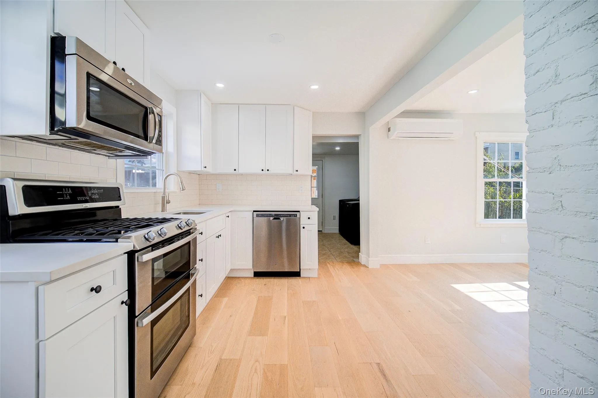10 Cliff Street, Beacon, NY, 3 Bedroom Bedrooms, 10 Room Rooms,2 BathroomBathrooms,Residential Lease,For Rent,Cliff,0,1061817 10 Cliff Street, Beacon, NY, 3 Bedroom Bedrooms, 10 Room Rooms,2 BathroomBathrooms,Residential Lease,For Rent,Cliff,0,1061817