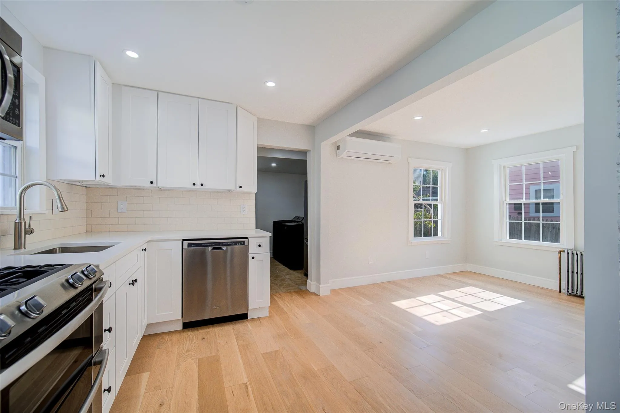 10 Cliff Street, Beacon, NY, 3 Bedroom Bedrooms, 10 Room Rooms,2 BathroomBathrooms,Residential Lease,For Rent,Cliff,0,1061817 10 Cliff Street, Beacon, NY, 3 Bedroom Bedrooms, 10 Room Rooms,2 BathroomBathrooms,Residential Lease,For Rent,Cliff,0,1061817