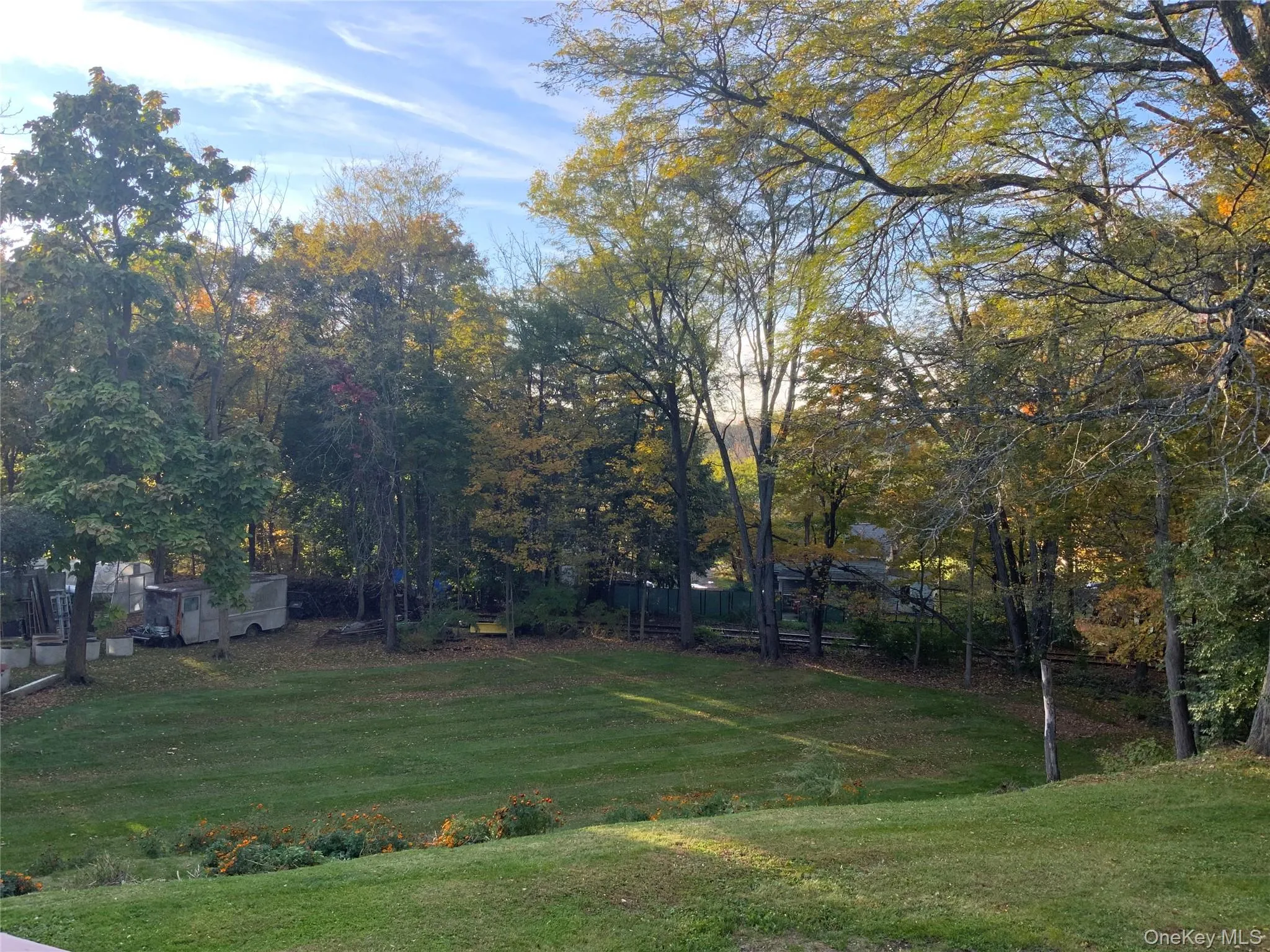Beautiful yard for entertaining Beautiful yard for entertaining