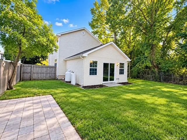 61 Westminster Drive, Brookhaven, NY, 3 Bedrooms Bedrooms, 7 Rooms Rooms,2 BathroomsBathrooms,Residential,For Rent,Westminster,0,1061820 61 Westminster Drive, Brookhaven, NY, 3 Bedrooms Bedrooms, 7 Rooms Rooms,2 BathroomsBathrooms,Residential,For Rent,Westminster,0,1061820