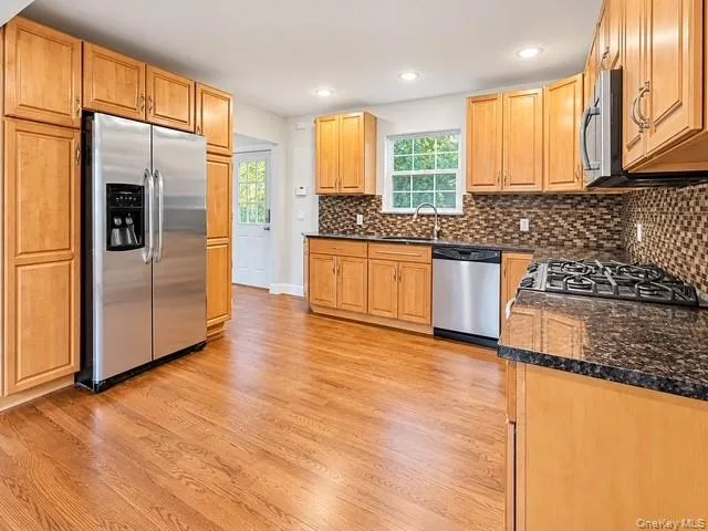 61 Westminster Drive, Brookhaven, NY, 3 Bedrooms Bedrooms, 7 Rooms Rooms,2 BathroomsBathrooms,Residential,For Rent,Westminster,0,1061820 61 Westminster Drive, Brookhaven, NY, 3 Bedrooms Bedrooms, 7 Rooms Rooms,2 BathroomsBathrooms,Residential,For Rent,Westminster,0,1061820