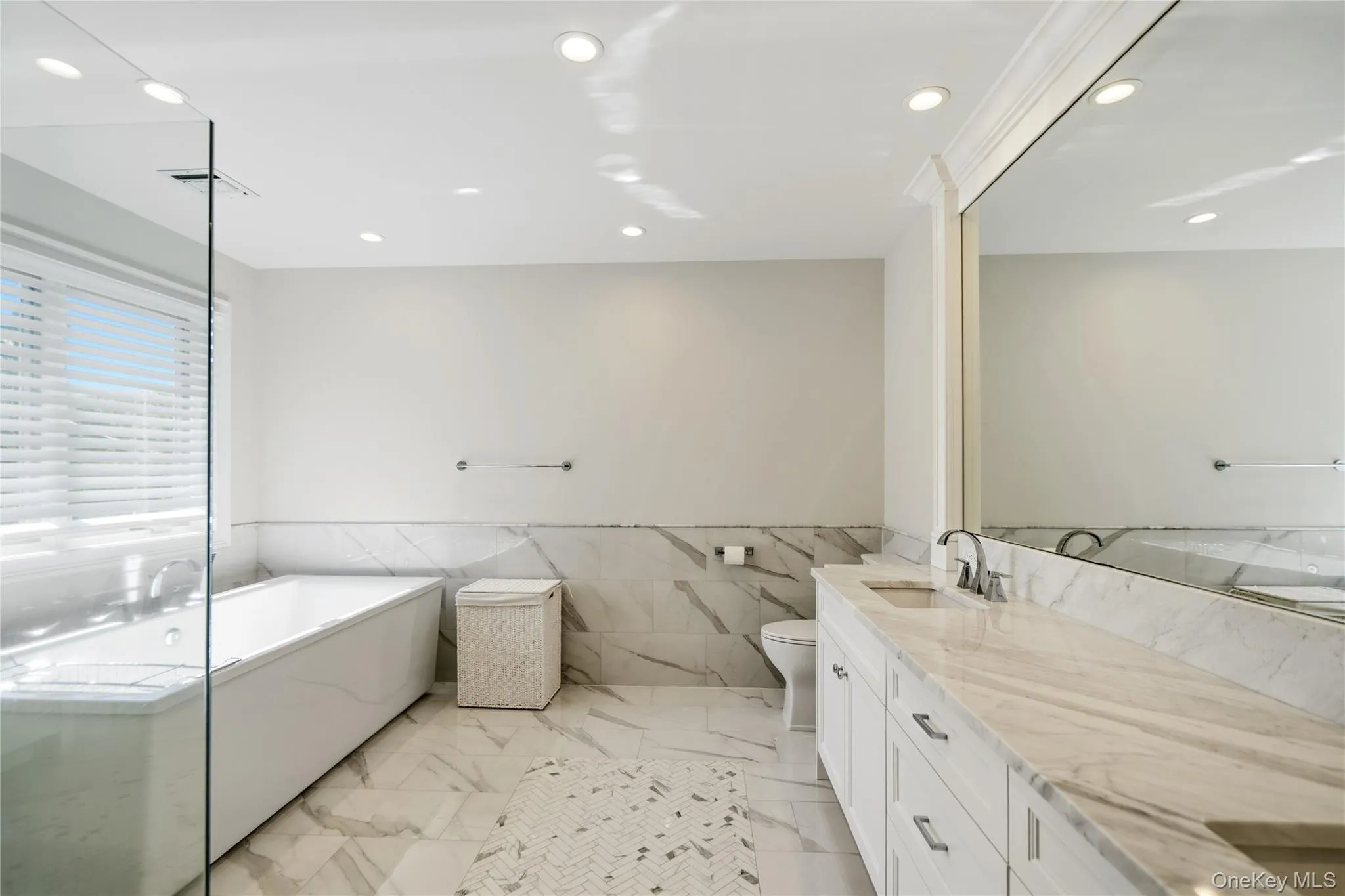 55 Belmont Circle, Oyster Bay, NY, 6 Bedrooms Bedrooms, 14 Rooms Rooms,5 BathroomsBathrooms,Residential,For Rent,Belmont,0,1061821 55 Belmont Circle, Oyster Bay, NY, 6 Bedrooms Bedrooms, 14 Rooms Rooms,5 BathroomsBathrooms,Residential,For Rent,Belmont,0,1061821