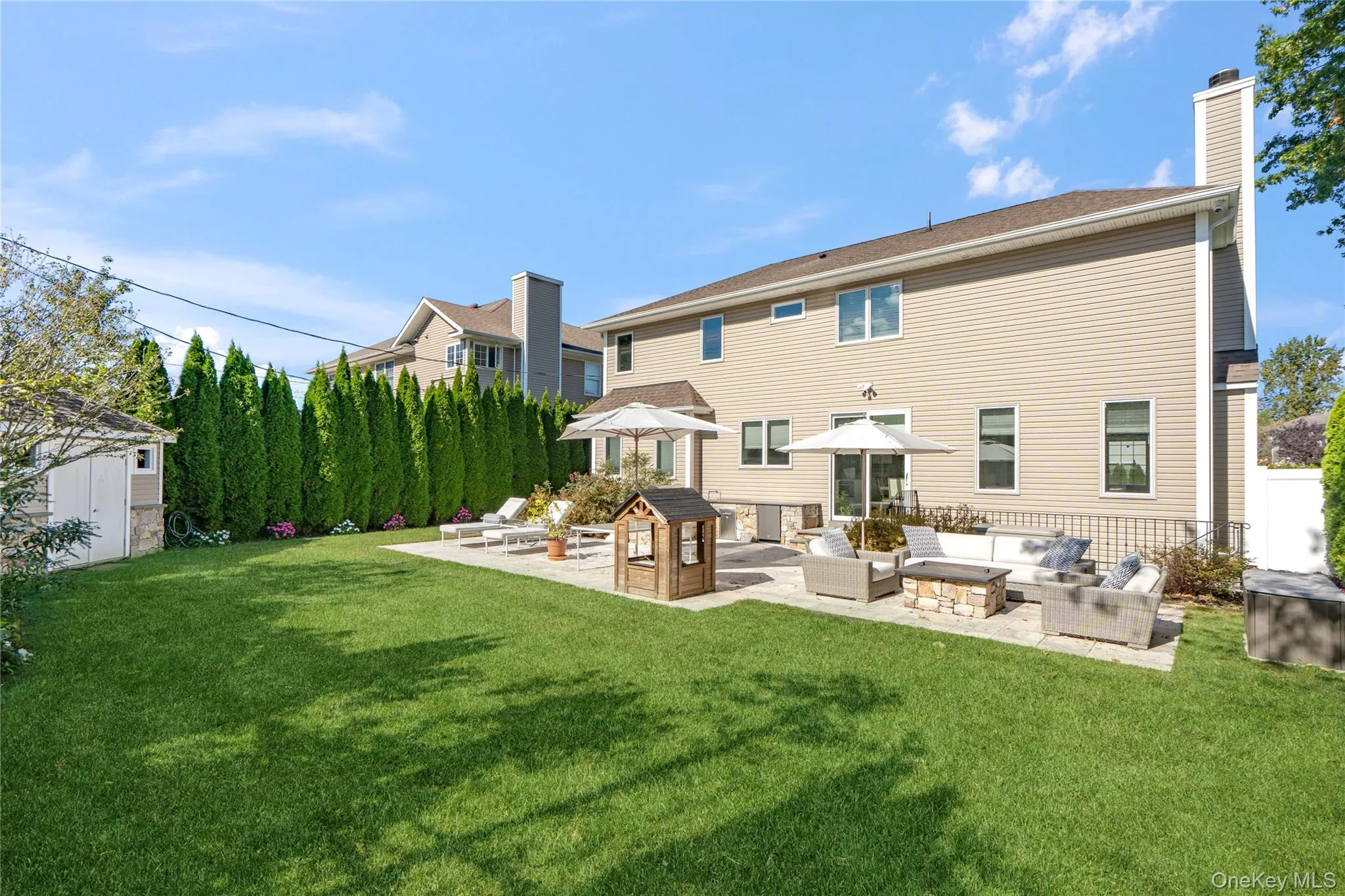55 Belmont Circle, Oyster Bay, NY, 6 Bedrooms Bedrooms, 14 Rooms Rooms,5 BathroomsBathrooms,Residential,For Rent,Belmont,0,1061821 55 Belmont Circle, Oyster Bay, NY, 6 Bedrooms Bedrooms, 14 Rooms Rooms,5 BathroomsBathrooms,Residential,For Rent,Belmont,0,1061821