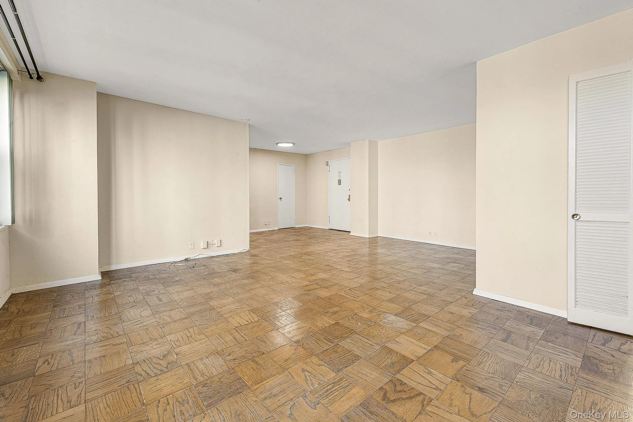 70-25 Yellowstone Boulevard, New York, NY , With , and , 1 Bathroom , For , Residential Lease , For Rent , 1061825 , MLSID,1061825 70-25 Yellowstone Boulevard, New York, NY , With , and , 1 Bathroom , For , Residential Lease , For Rent , 1061825 , MLSID,1061825