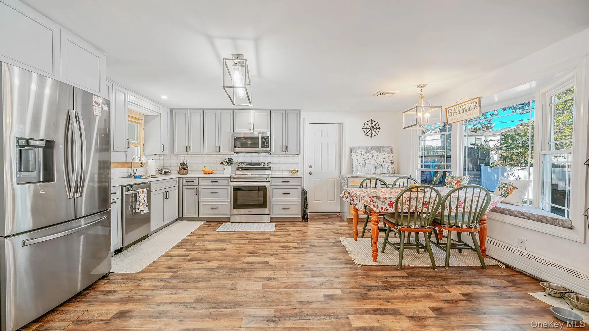 9 Hill Street, Brookhaven, NY, 3 Bedrooms Bedrooms, 6 Rooms Rooms,1 BathroomBathrooms,Residential,For Rent,Hill,0,1061830 9 Hill Street, Brookhaven, NY, 3 Bedrooms Bedrooms, 6 Rooms Rooms,1 BathroomBathrooms,Residential,For Rent,Hill,0,1061830