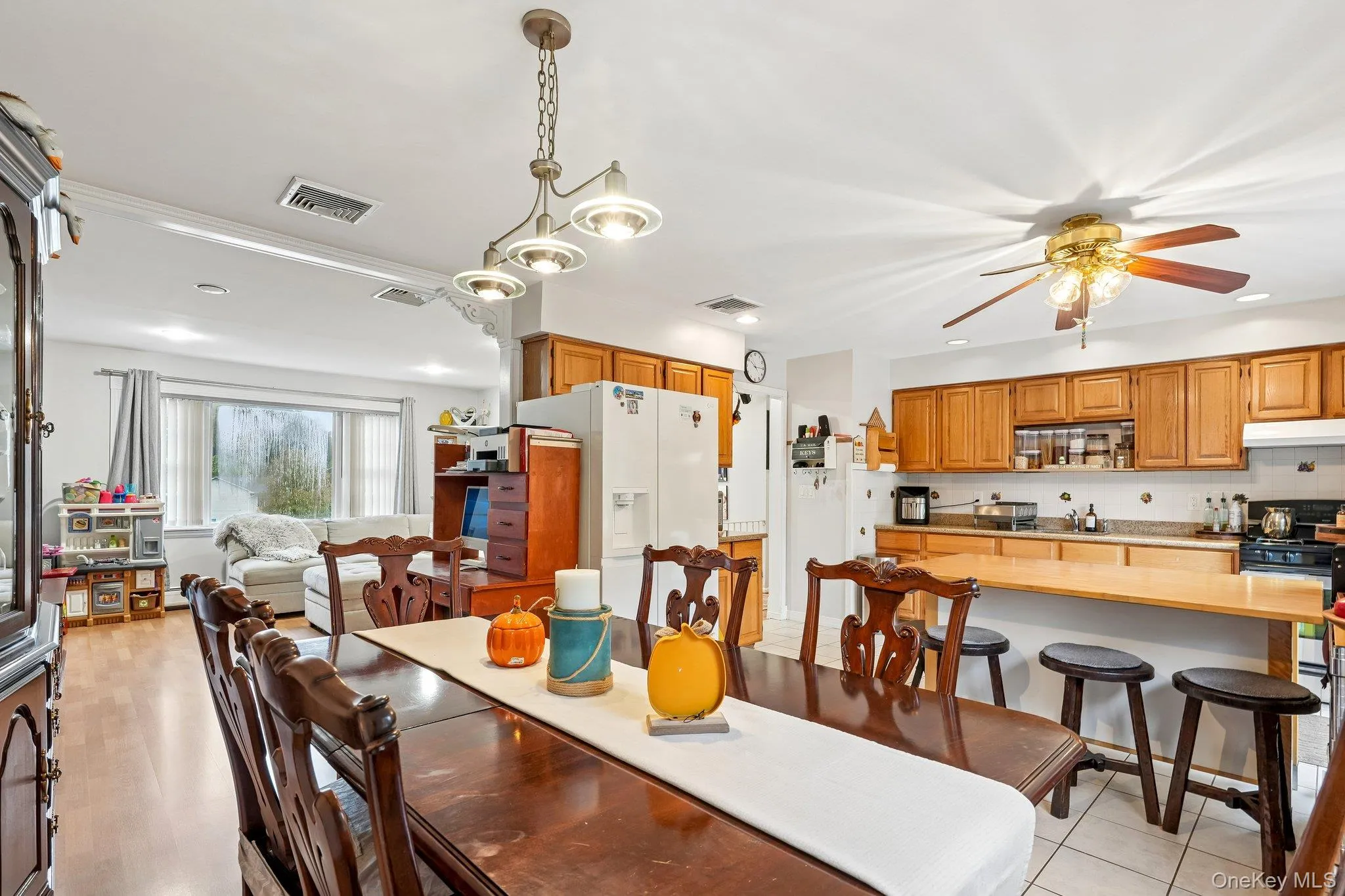 3 Hazel Court, Ramapo, NY, 5 Bedrooms Bedrooms, 10 Rooms Rooms,3 BathroomsBathrooms,Residential,For Rent,Hazel,0,1061835 3 Hazel Court, Ramapo, NY, 5 Bedrooms Bedrooms, 10 Rooms Rooms,3 BathroomsBathrooms,Residential,For Rent,Hazel,0,1061835