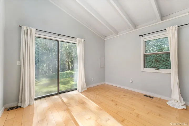 274 Little Fresh Pond Road, Southampton, New York 11968