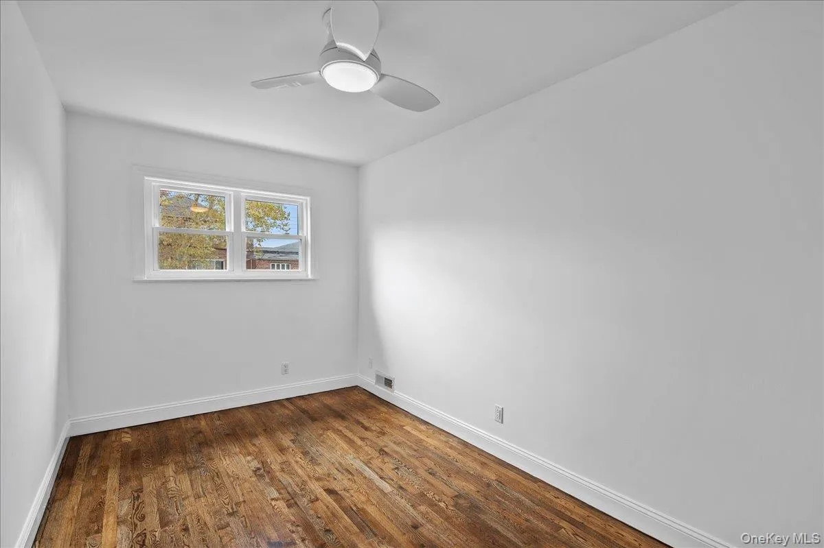 1481 Stadium Avenue, New York, NY, 3 Bedrooms Bedrooms, 6 Rooms Rooms,2 BathroomsBathrooms,Residential,For Rent,Stadium,0,1061842 1481 Stadium Avenue, New York, NY, 3 Bedrooms Bedrooms, 6 Rooms Rooms,2 BathroomsBathrooms,Residential,For Rent,Stadium,0,1061842