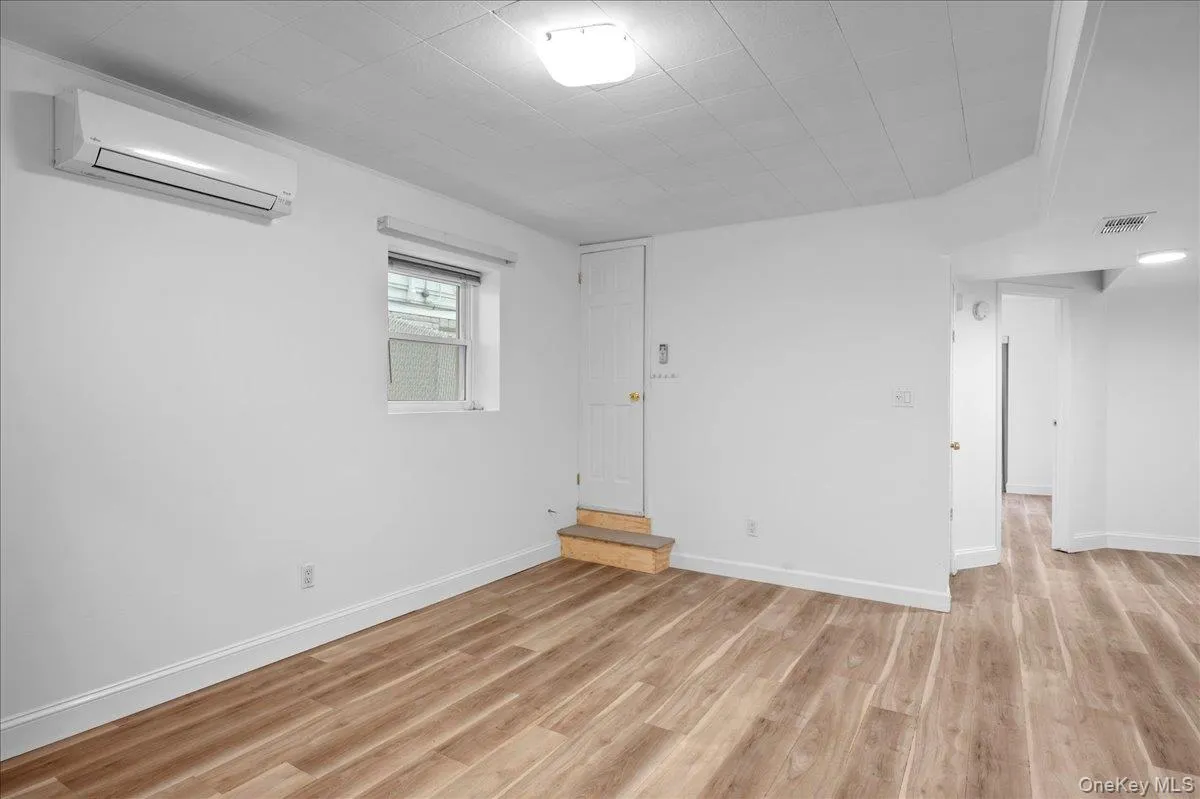 1481 Stadium Avenue, New York, NY, 3 Bedrooms Bedrooms, 6 Rooms Rooms,2 BathroomsBathrooms,Residential,For Rent,Stadium,0,1061842 1481 Stadium Avenue, New York, NY, 3 Bedrooms Bedrooms, 6 Rooms Rooms,2 BathroomsBathrooms,Residential,For Rent,Stadium,0,1061842