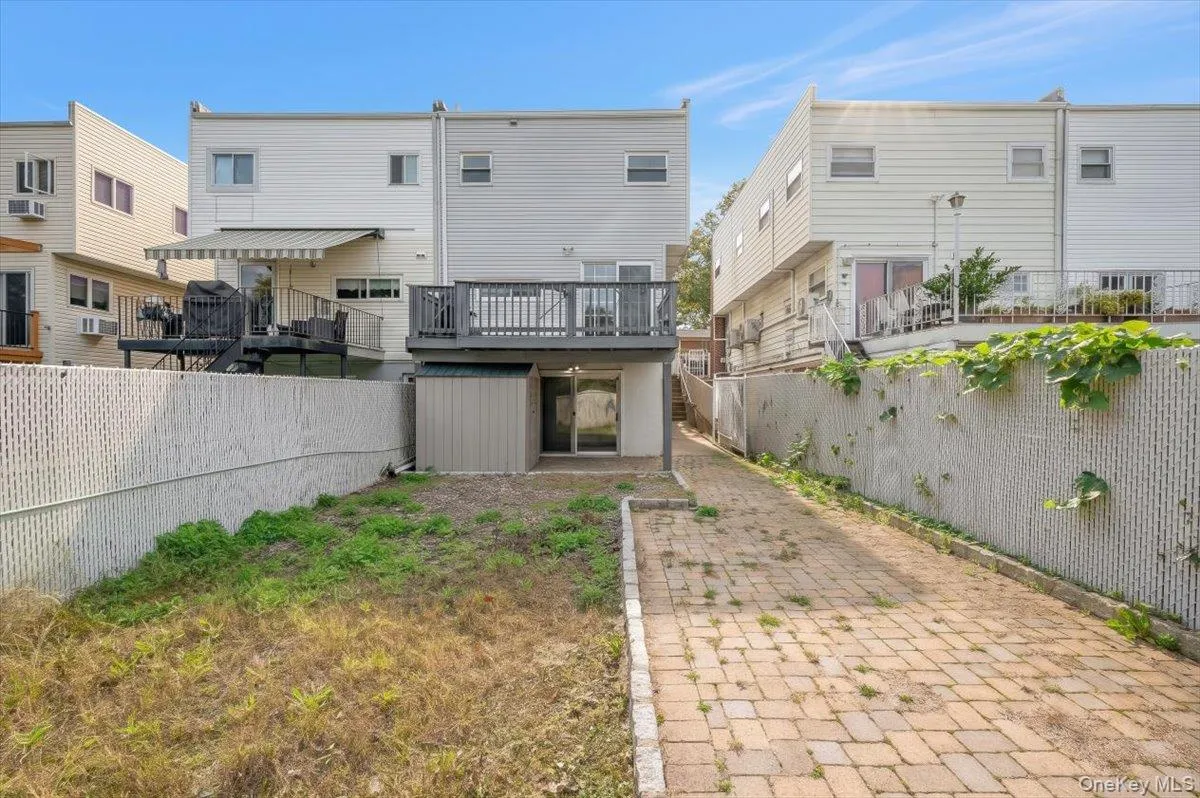 1481 Stadium Avenue, New York, NY, 3 Bedrooms Bedrooms, 6 Rooms Rooms,2 BathroomsBathrooms,Residential,For Rent,Stadium,0,1061842 1481 Stadium Avenue, New York, NY, 3 Bedrooms Bedrooms, 6 Rooms Rooms,2 BathroomsBathrooms,Residential,For Rent,Stadium,0,1061842