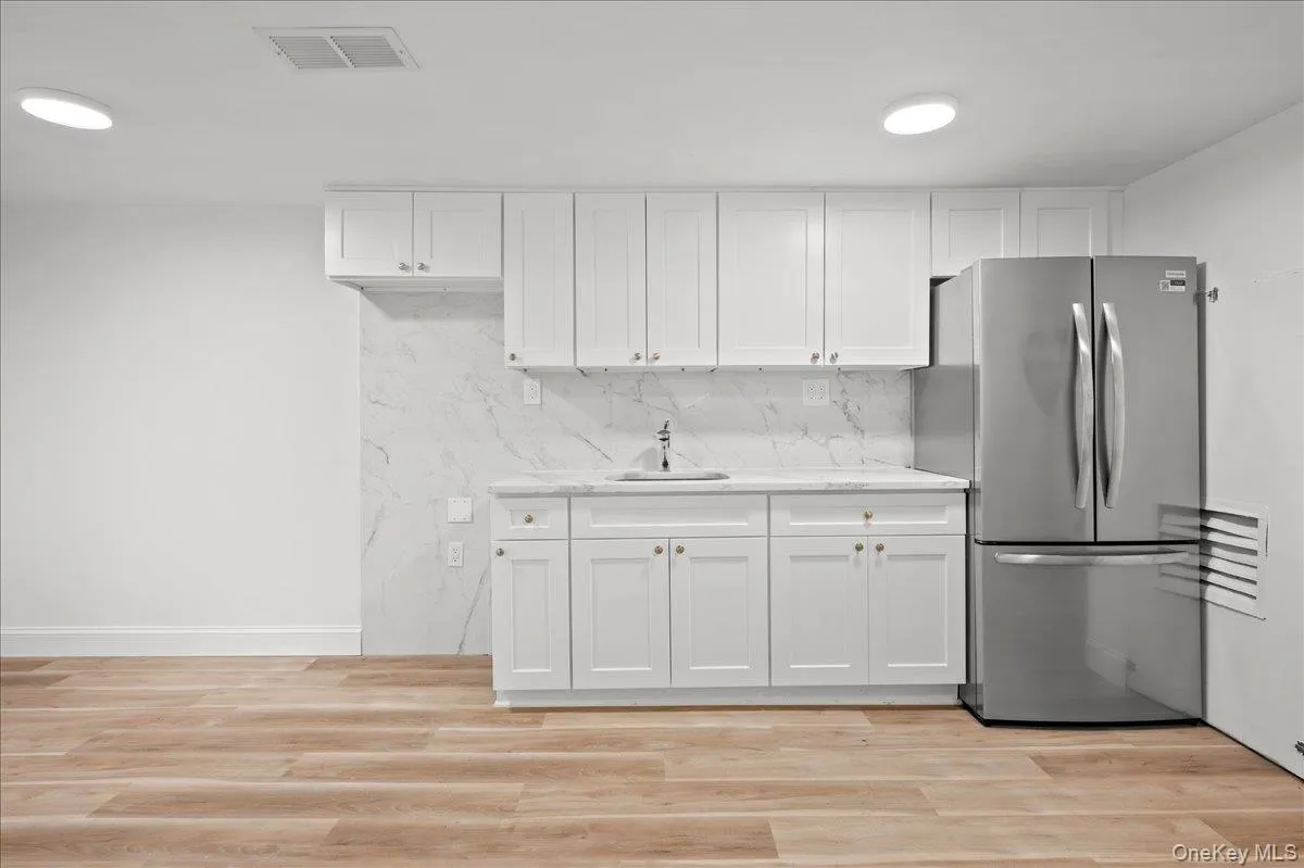 1481 Stadium Avenue, New York, NY, 3 Bedrooms Bedrooms, 6 Rooms Rooms,2 BathroomsBathrooms,Residential,For Rent,Stadium,0,1061842 1481 Stadium Avenue, New York, NY, 3 Bedrooms Bedrooms, 6 Rooms Rooms,2 BathroomsBathrooms,Residential,For Rent,Stadium,0,1061842