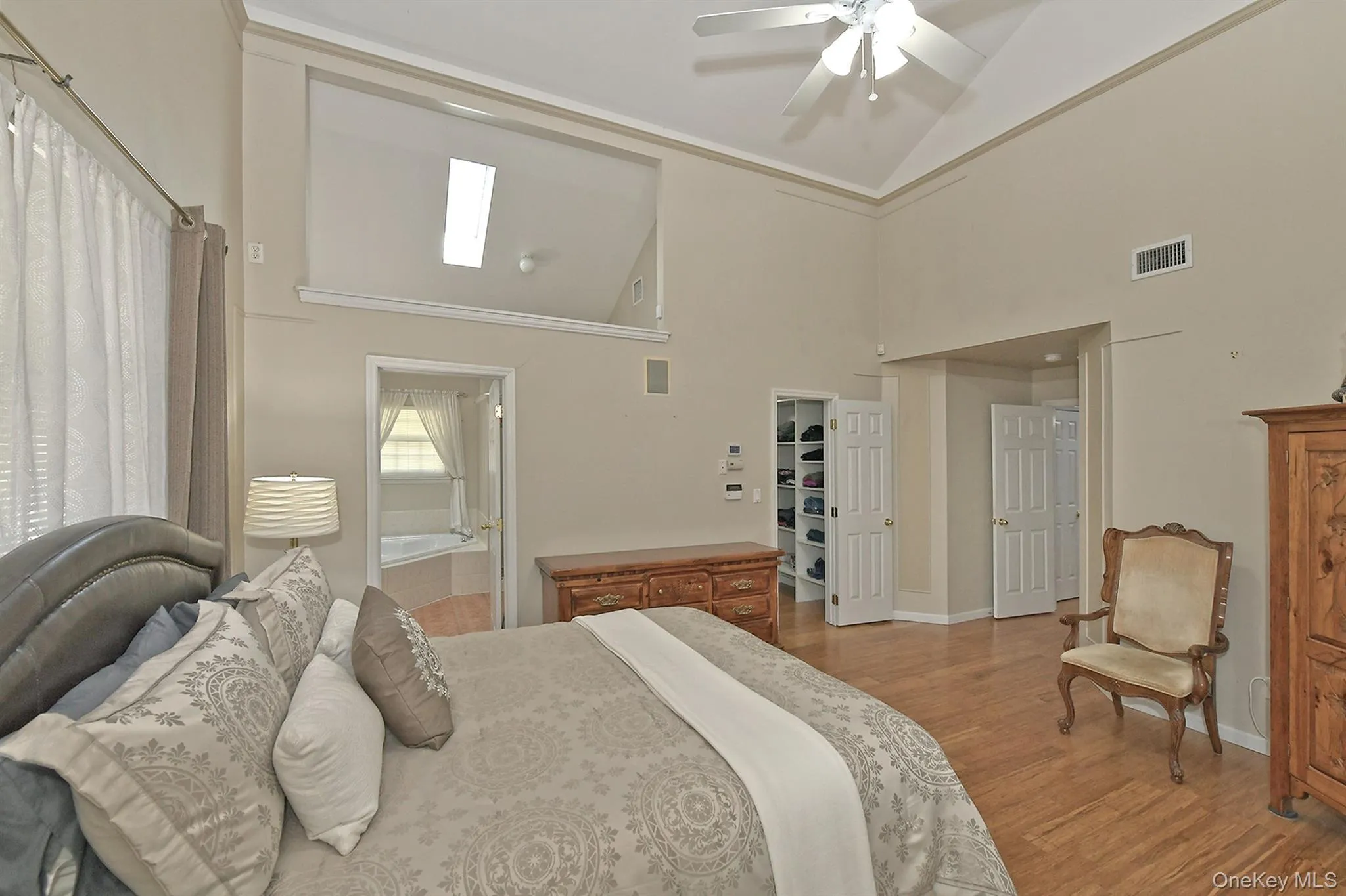 81 C Robinson Avenue, Brookhaven, NY, 3 Bedrooms Bedrooms, 7 Rooms Rooms,2 BathroomsBathrooms,Residential,For Rent,Robinson,0,1061843 81 C Robinson Avenue, Brookhaven, NY, 3 Bedrooms Bedrooms, 7 Rooms Rooms,2 BathroomsBathrooms,Residential,For Rent,Robinson,0,1061843