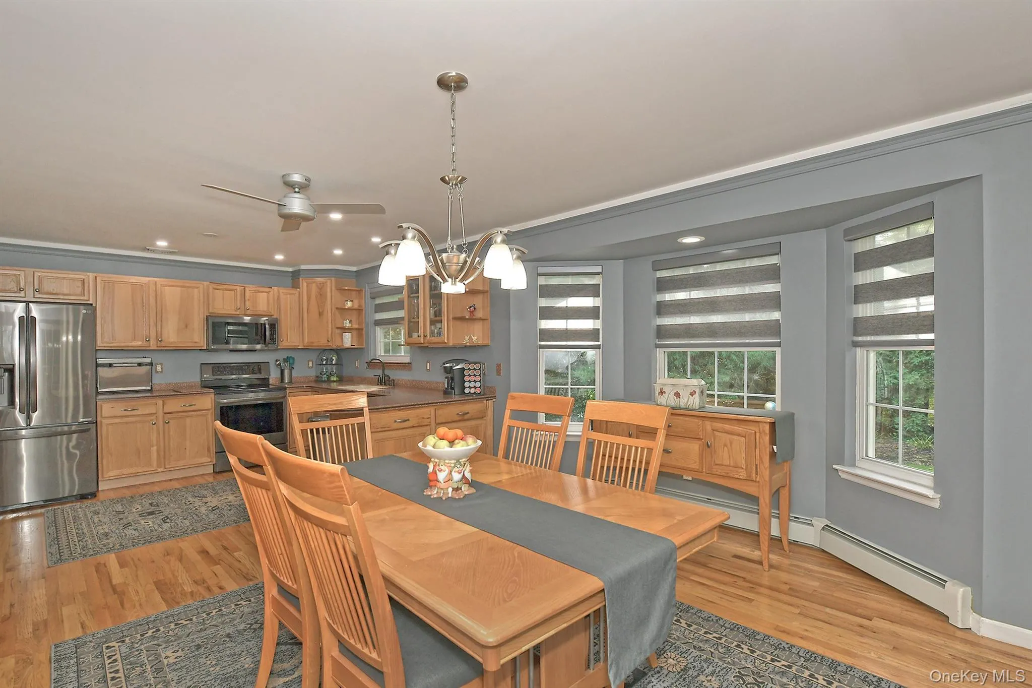 81 C Robinson Avenue, Brookhaven, NY, 3 Bedrooms Bedrooms, 7 Rooms Rooms,2 BathroomsBathrooms,Residential,For Rent,Robinson,0,1061843 81 C Robinson Avenue, Brookhaven, NY, 3 Bedrooms Bedrooms, 7 Rooms Rooms,2 BathroomsBathrooms,Residential,For Rent,Robinson,0,1061843