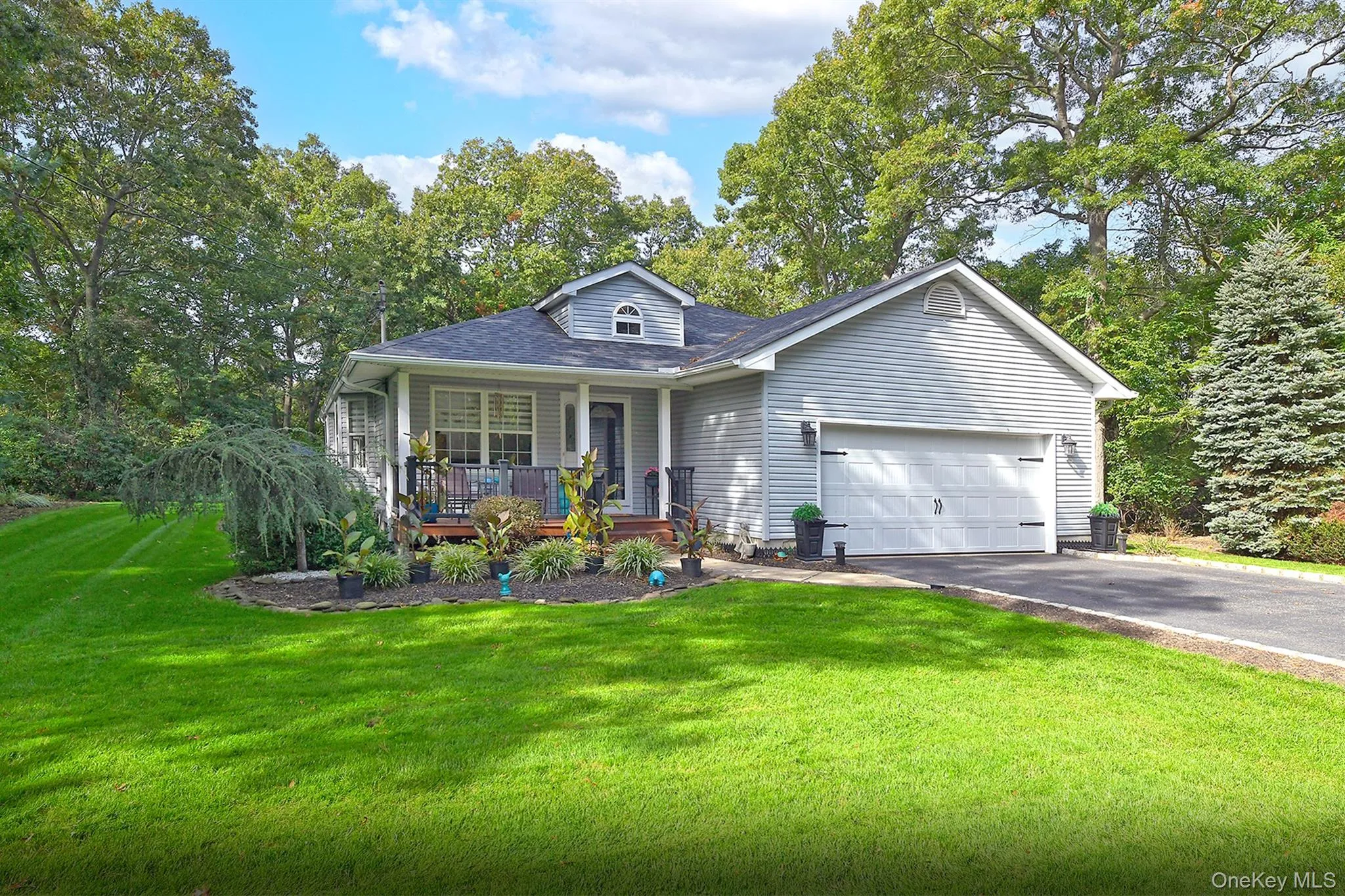 81 C Robinson Avenue, Brookhaven, NY, 3 Bedrooms Bedrooms, 7 Rooms Rooms,2 BathroomsBathrooms,Residential,For Rent,Robinson,0,1061843 81 C Robinson Avenue, Brookhaven, NY, 3 Bedrooms Bedrooms, 7 Rooms Rooms,2 BathroomsBathrooms,Residential,For Rent,Robinson,0,1061843