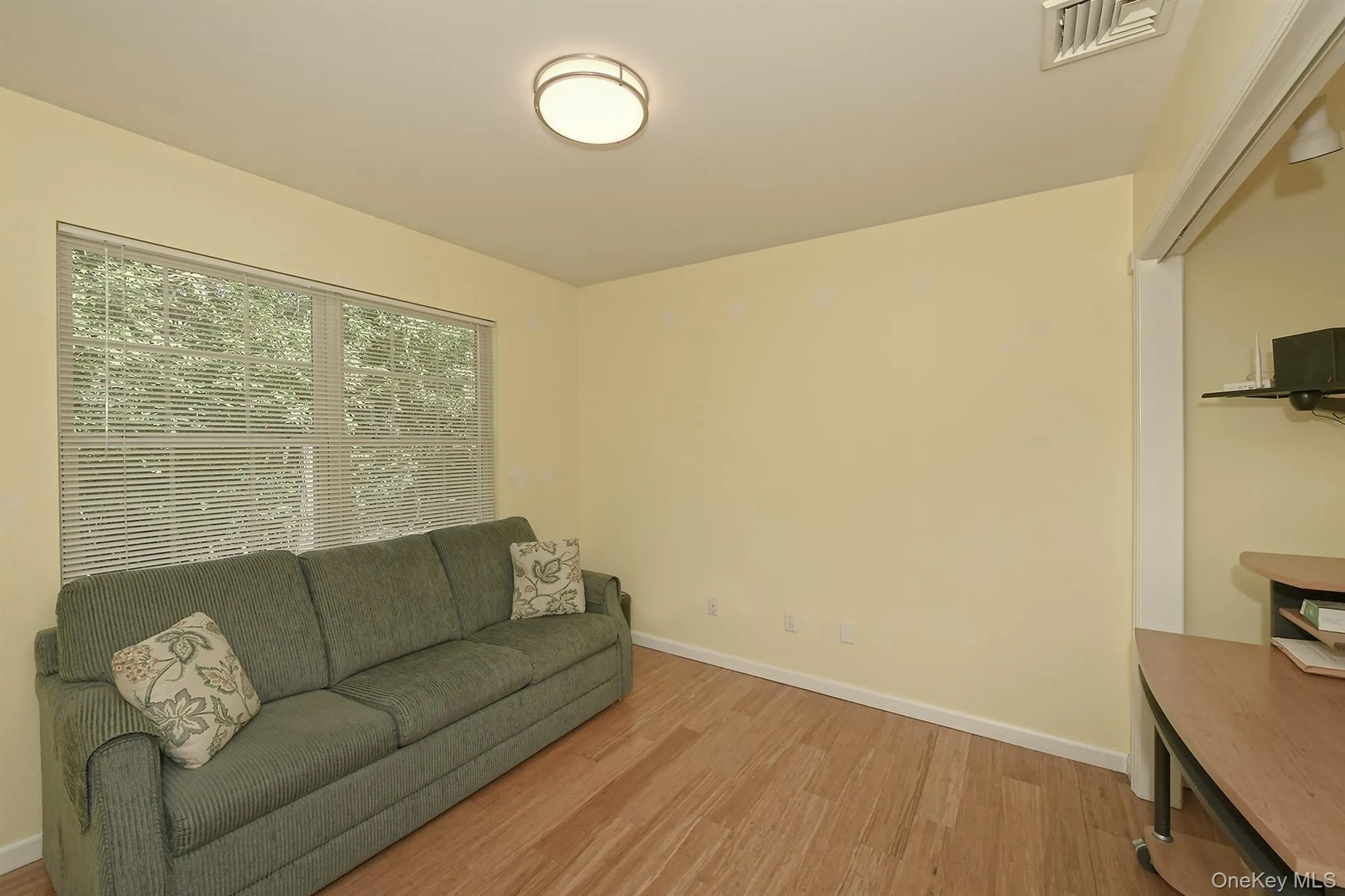 81 C Robinson Avenue, Brookhaven, NY, 3 Bedrooms Bedrooms, 7 Rooms Rooms,2 BathroomsBathrooms,Residential,For Rent,Robinson,0,1061843 81 C Robinson Avenue, Brookhaven, NY, 3 Bedrooms Bedrooms, 7 Rooms Rooms,2 BathroomsBathrooms,Residential,For Rent,Robinson,0,1061843