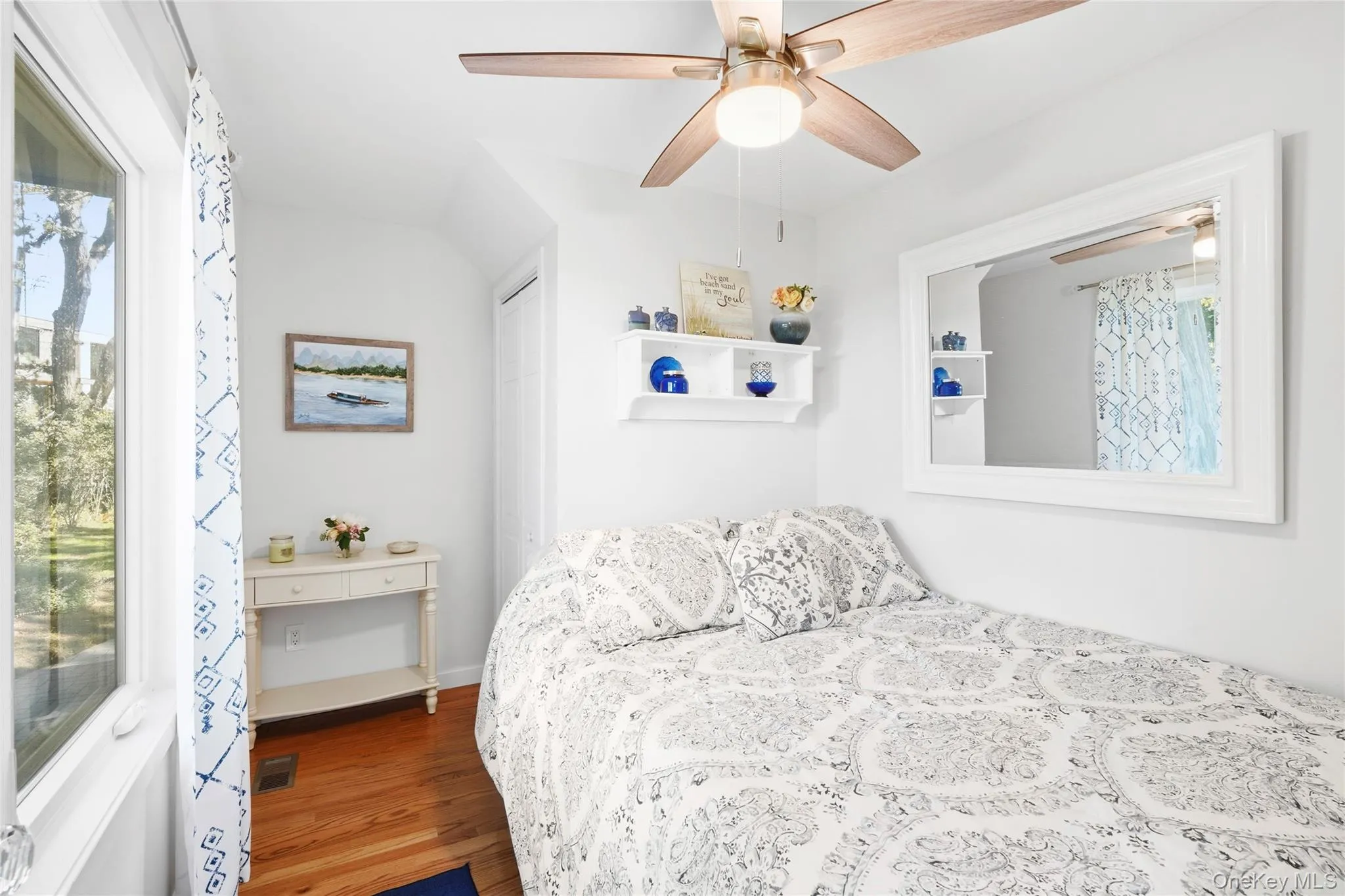 27 Pierson Road, Southampton, NY, 2 Bedrooms Bedrooms, 6 Rooms Rooms,2 BathroomsBathrooms,Residential,For Rent,Pierson,0,1061851 27 Pierson Road, Southampton, NY, 2 Bedrooms Bedrooms, 6 Rooms Rooms,2 BathroomsBathrooms,Residential,For Rent,Pierson,0,1061851