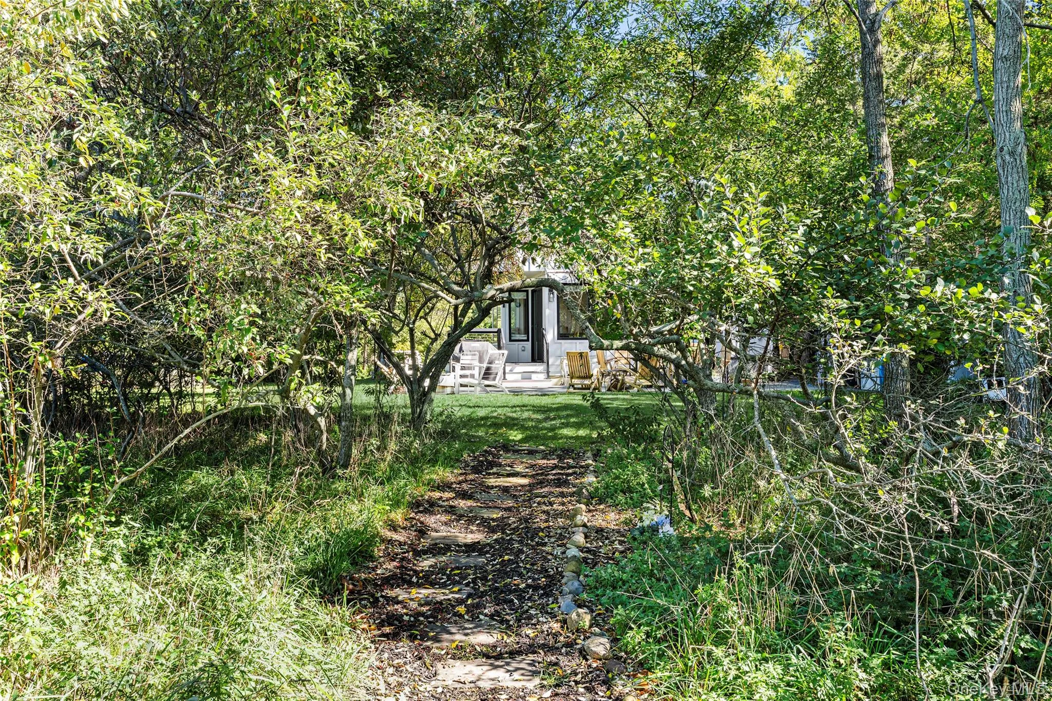 27 Pierson Road, Southampton, NY, 2 Bedrooms Bedrooms, 6 Rooms Rooms,2 BathroomsBathrooms,Residential,For Rent,Pierson,0,1061851 27 Pierson Road, Southampton, NY, 2 Bedrooms Bedrooms, 6 Rooms Rooms,2 BathroomsBathrooms,Residential,For Rent,Pierson,0,1061851