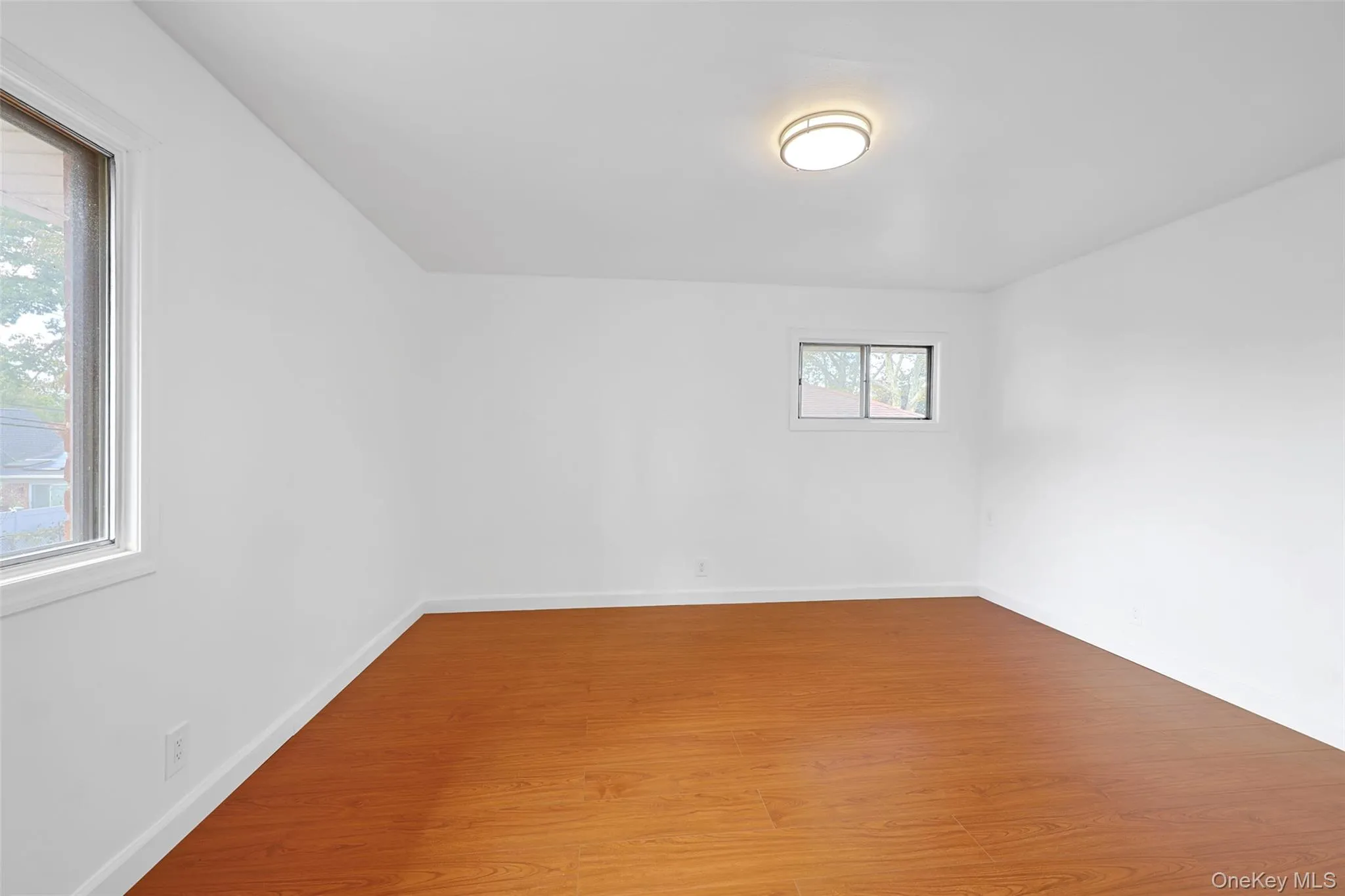 20 Willets Avenue, Oyster Bay, NY, 4 Bedrooms Bedrooms, 10 Rooms Rooms,2 BathroomsBathrooms,Residential,For Rent,Willets,0,1061860 20 Willets Avenue, Oyster Bay, NY, 4 Bedrooms Bedrooms, 10 Rooms Rooms,2 BathroomsBathrooms,Residential,For Rent,Willets,0,1061860