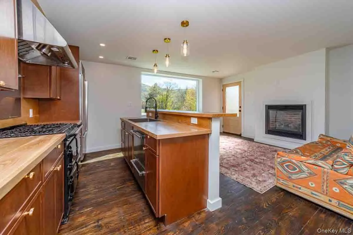 8559 Route 209, Wawarsing, NY, 2 Bedroom Bedrooms, 3 Room Rooms,2 BathroomBathrooms,Residential Lease,For Rent,Route 209,0,1061862 8559 Route 209, Wawarsing, NY, 2 Bedroom Bedrooms, 3 Room Rooms,2 BathroomBathrooms,Residential Lease,For Rent,Route 209,0,1061862