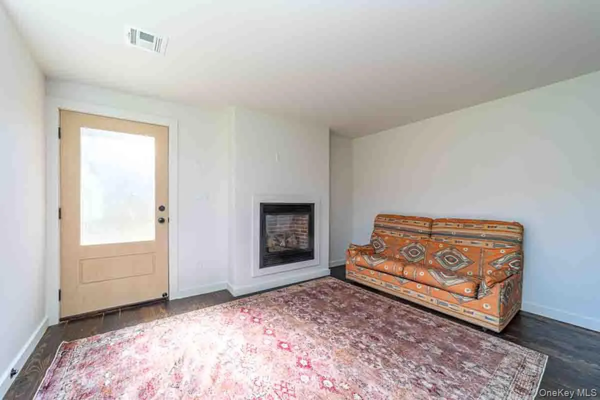 8559 Route 209, Wawarsing, NY, 2 Bedroom Bedrooms, 3 Room Rooms,2 BathroomBathrooms,Residential Lease,For Rent,Route 209,0,1061862 8559 Route 209, Wawarsing, NY, 2 Bedroom Bedrooms, 3 Room Rooms,2 BathroomBathrooms,Residential Lease,For Rent,Route 209,0,1061862