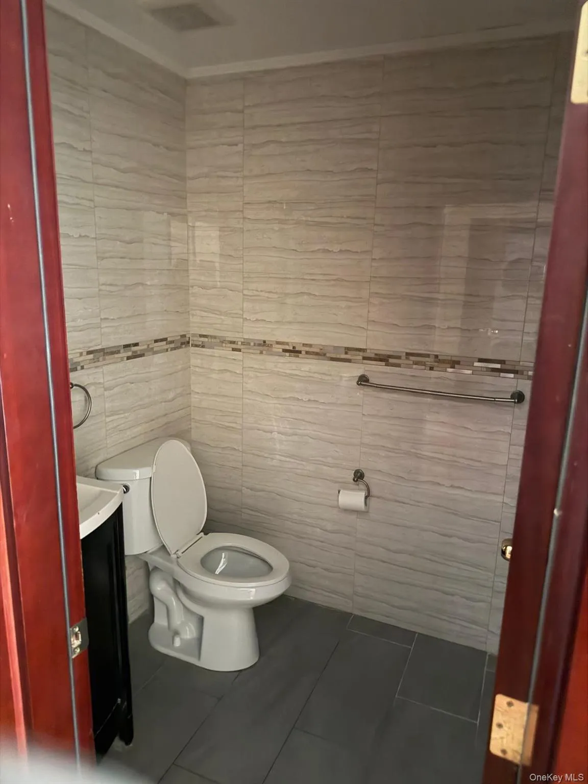 17515 74th Avenue, New York, NY, 3 Bedrooms Bedrooms, 5 Rooms Rooms,1 BathroomBathrooms,Residential Lease,For Rent,74th,0,1061863 17515 74th Avenue, New York, NY, 3 Bedrooms Bedrooms, 5 Rooms Rooms,1 BathroomBathrooms,Residential Lease,For Rent,74th,0,1061863