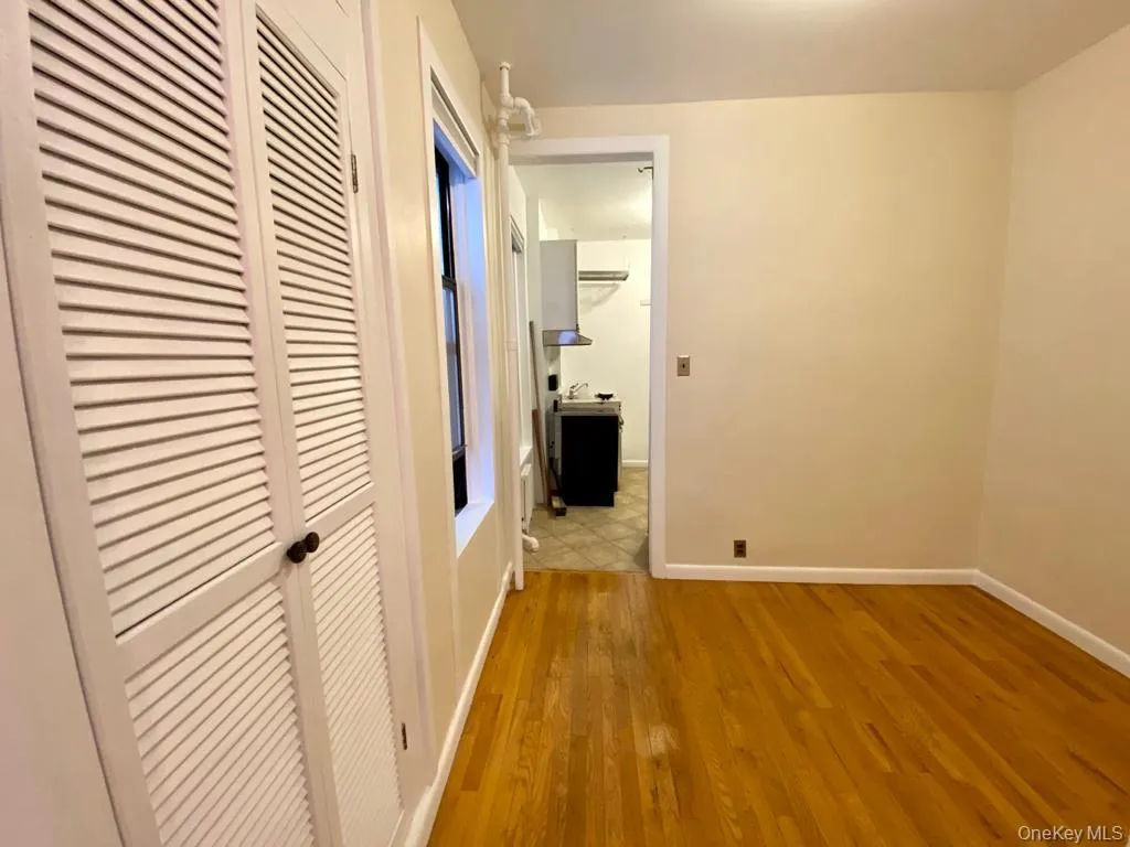 25 Leroy Street, New York, NY, 1 Bedroom Bedrooms, 3 Rooms Rooms,1 BathroomBathrooms,Residential Lease,For Rent,Leroy,0,1061864 25 Leroy Street, New York, NY, 1 Bedroom Bedrooms, 3 Rooms Rooms,1 BathroomBathrooms,Residential Lease,For Rent,Leroy,0,1061864