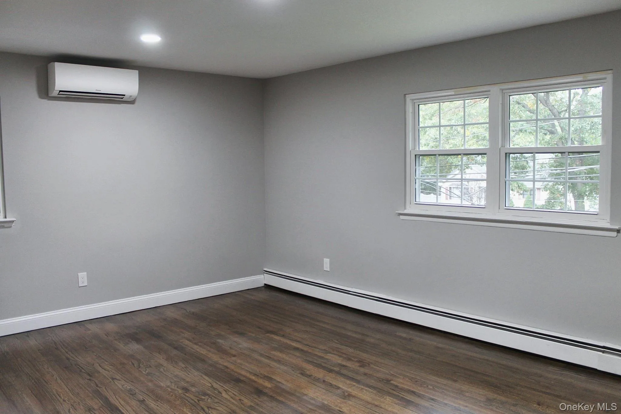 448 Terry Boulevard, Islip, NY, 2 Bedroom Bedrooms, 4 Room Rooms,2 BathroomBathrooms,Residential Lease,For Rent,Terry,0,1061865 448 Terry Boulevard, Islip, NY, 2 Bedroom Bedrooms, 4 Room Rooms,2 BathroomBathrooms,Residential Lease,For Rent,Terry,0,1061865