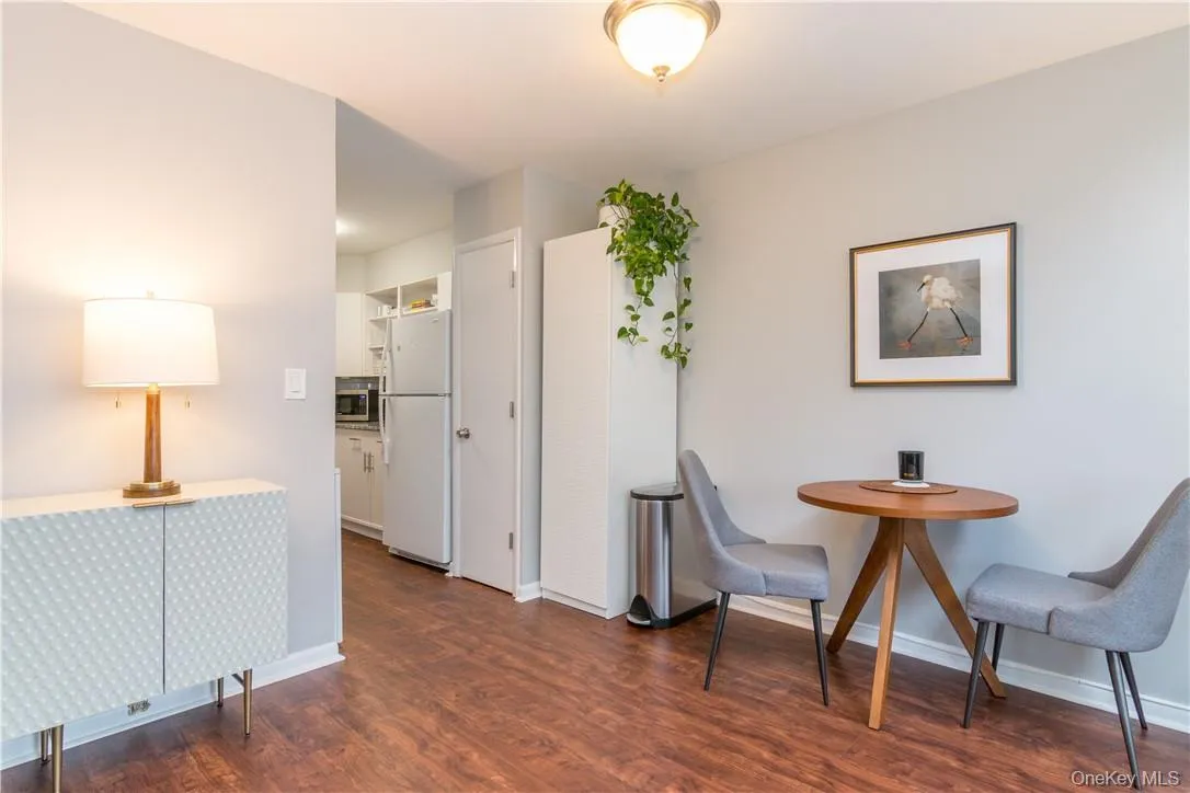 100 Chatterton Avenue, White Plains, NY, 2 Bedroom Bedrooms, 6 Room Rooms,2 BathroomBathrooms,Residential Lease,For Rent,Chatterton,0,1061873 100 Chatterton Avenue, White Plains, NY, 2 Bedroom Bedrooms, 6 Room Rooms,2 BathroomBathrooms,Residential Lease,For Rent,Chatterton,0,1061873