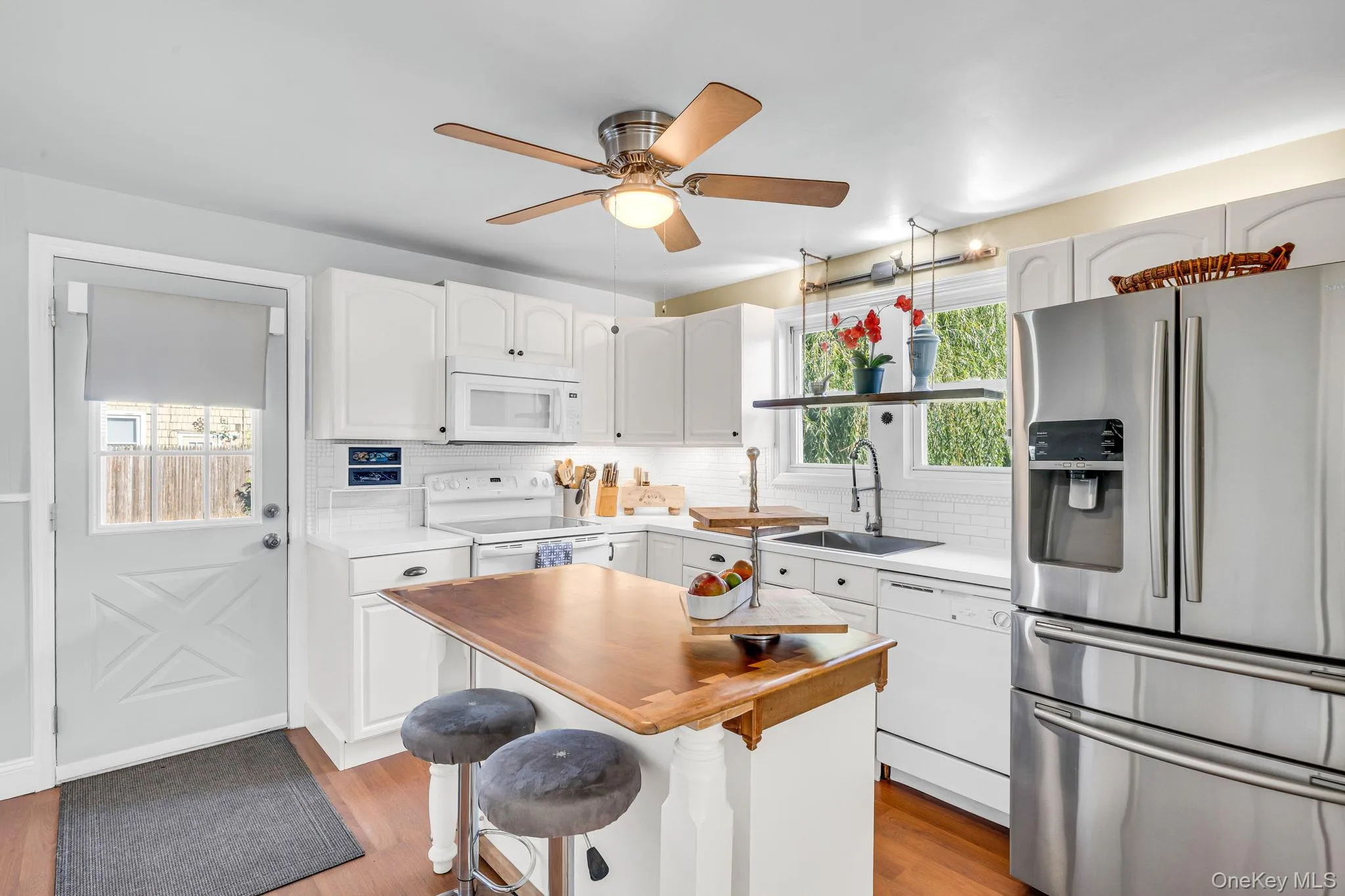 26 Nottingham Avenue, Brookhaven, NY, 2 Bedrooms Bedrooms, 6 Rooms Rooms,1 BathroomBathrooms,Residential,For Rent,Nottingham,0,1061874 26 Nottingham Avenue, Brookhaven, NY, 2 Bedrooms Bedrooms, 6 Rooms Rooms,1 BathroomBathrooms,Residential,For Rent,Nottingham,0,1061874