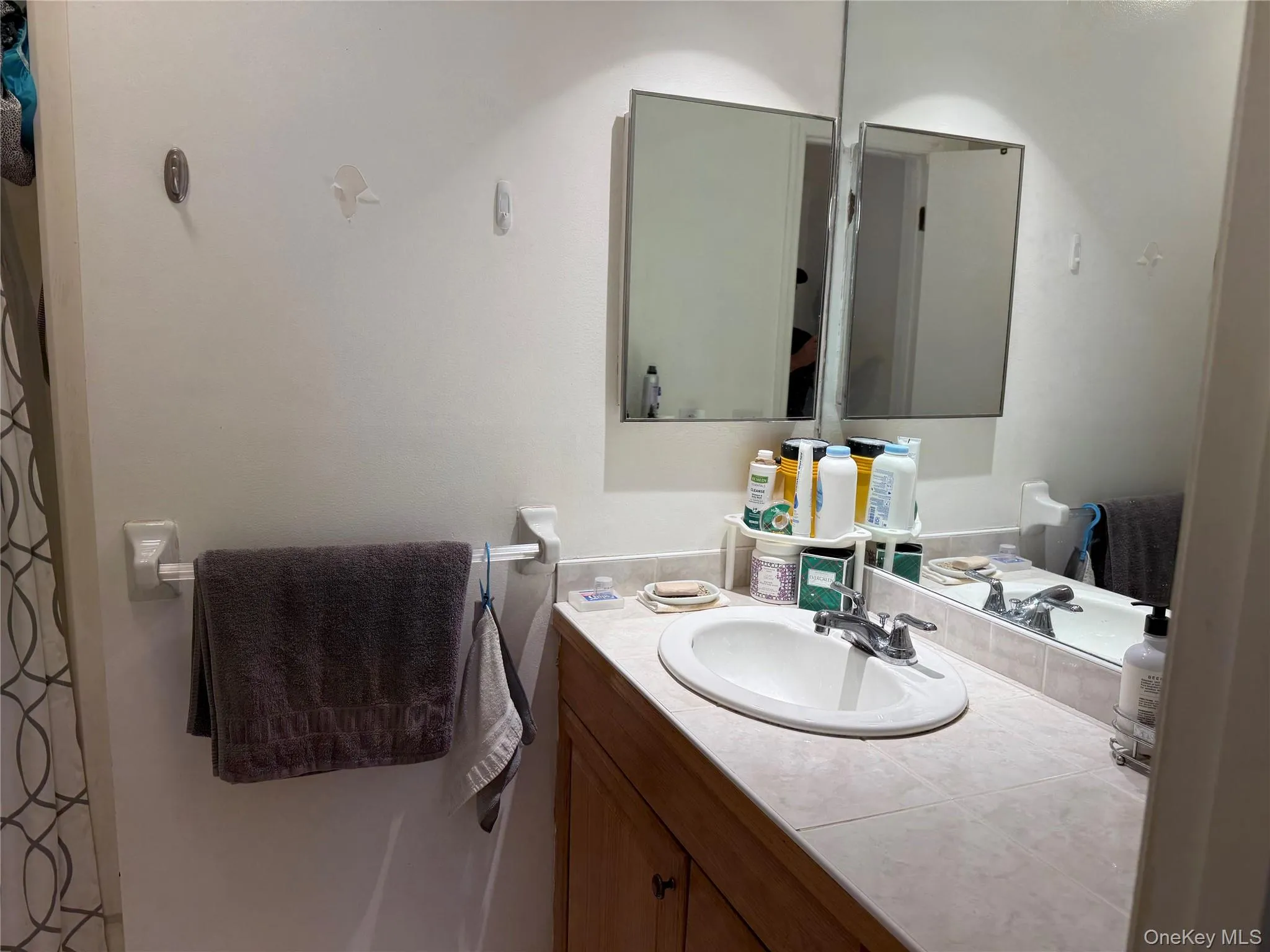 1st floor bathroom 1st floor bathroom