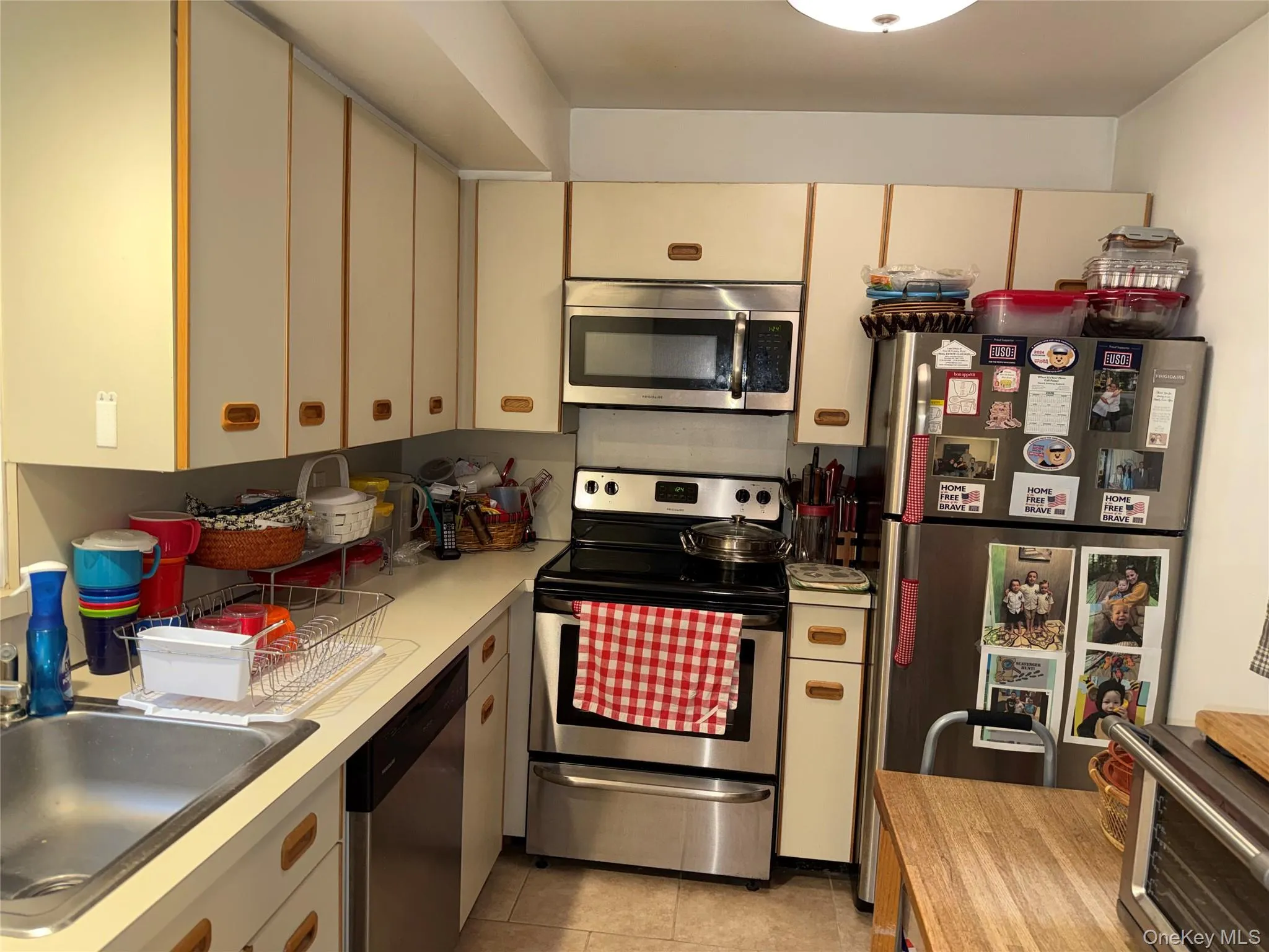 1408 Eagle Bay Drive, Ossining, NY, 1 Bedroom Bedrooms, 5 Rooms Rooms,2 BathroomsBathrooms,Residential,For Rent,Eagle Bay,0,1061876 1408 Eagle Bay Drive, Ossining, NY, 1 Bedroom Bedrooms, 5 Rooms Rooms,2 BathroomsBathrooms,Residential,For Rent,Eagle Bay,0,1061876