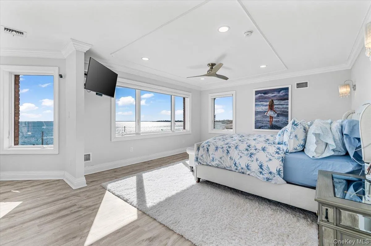 79 Fairwater Avenue, Oyster Bay, NY, 4 Bedrooms Bedrooms, 10 Rooms Rooms,2 BathroomsBathrooms,Residential,For Rent,Fairwater,0,1061878 79 Fairwater Avenue, Oyster Bay, NY, 4 Bedrooms Bedrooms, 10 Rooms Rooms,2 BathroomsBathrooms,Residential,For Rent,Fairwater,0,1061878