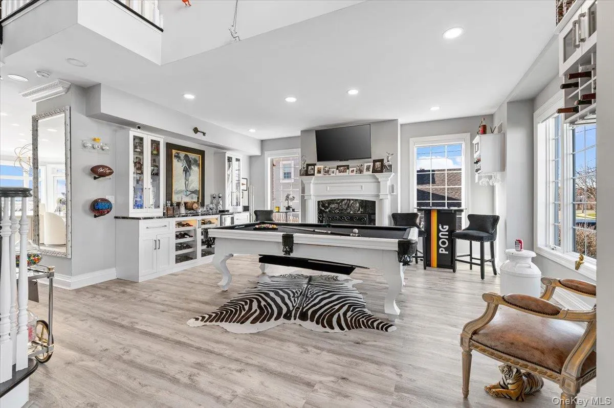79 Fairwater Avenue, Oyster Bay, NY, 4 Bedrooms Bedrooms, 10 Rooms Rooms,2 BathroomsBathrooms,Residential,For Rent,Fairwater,0,1061878 79 Fairwater Avenue, Oyster Bay, NY, 4 Bedrooms Bedrooms, 10 Rooms Rooms,2 BathroomsBathrooms,Residential,For Rent,Fairwater,0,1061878
