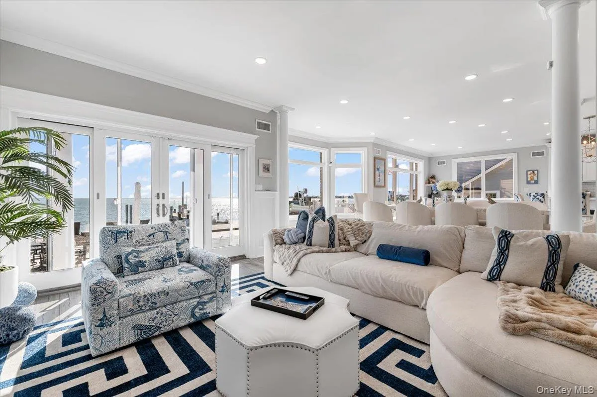 79 Fairwater Avenue, Oyster Bay, NY, 4 Bedrooms Bedrooms, 10 Rooms Rooms,2 BathroomsBathrooms,Residential,For Rent,Fairwater,0,1061878 79 Fairwater Avenue, Oyster Bay, NY, 4 Bedrooms Bedrooms, 10 Rooms Rooms,2 BathroomsBathrooms,Residential,For Rent,Fairwater,0,1061878