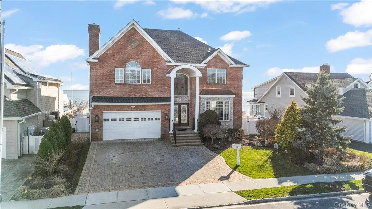 79 Fairwater Avenue, Oyster Bay, NY, 4 Bedrooms Bedrooms, 10 Rooms Rooms,2 BathroomsBathrooms,Residential,For Rent,Fairwater,0,1061878 79 Fairwater Avenue, Oyster Bay, NY, 4 Bedrooms Bedrooms, 10 Rooms Rooms,2 BathroomsBathrooms,Residential,For Rent,Fairwater,0,1061878