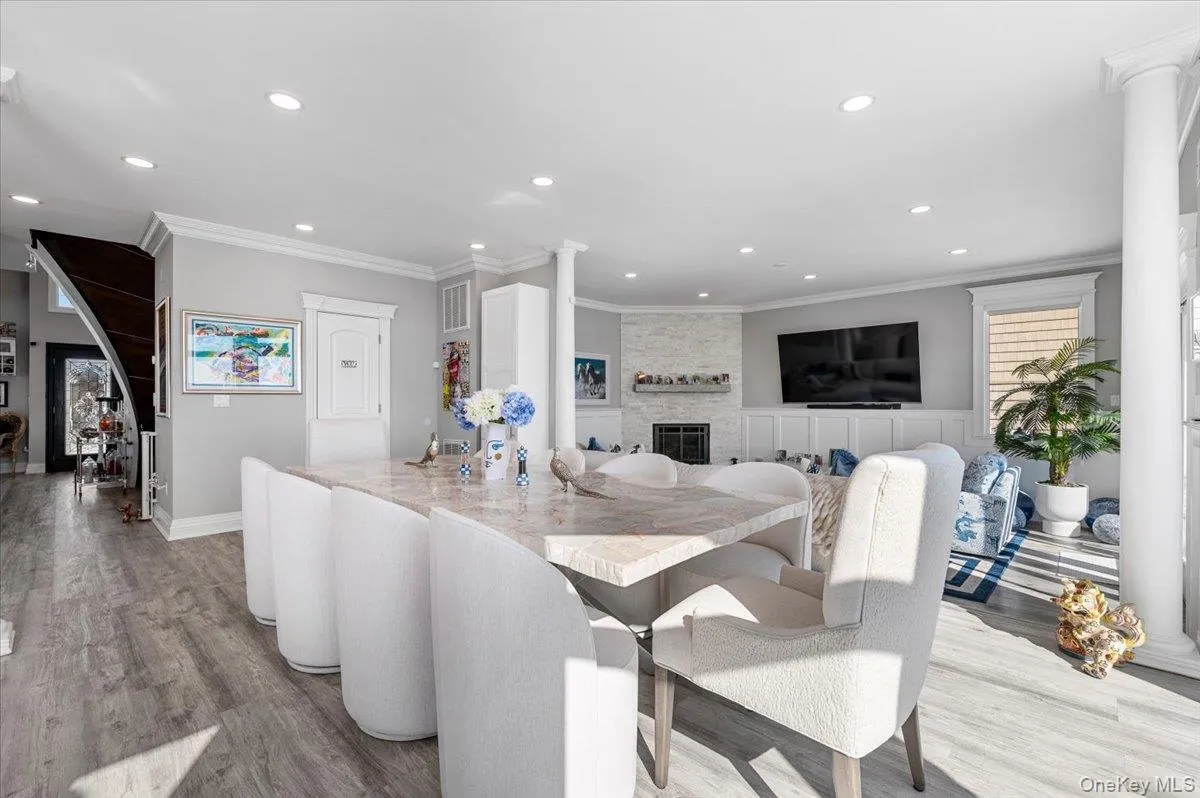 79 Fairwater Avenue, Oyster Bay, NY, 4 Bedrooms Bedrooms, 10 Rooms Rooms,2 BathroomsBathrooms,Residential,For Rent,Fairwater,0,1061878 79 Fairwater Avenue, Oyster Bay, NY, 4 Bedrooms Bedrooms, 10 Rooms Rooms,2 BathroomsBathrooms,Residential,For Rent,Fairwater,0,1061878