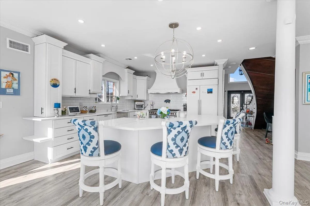 79 Fairwater Avenue, Oyster Bay, NY, 4 Bedrooms Bedrooms, 10 Rooms Rooms,2 BathroomsBathrooms,Residential,For Rent,Fairwater,0,1061878 79 Fairwater Avenue, Oyster Bay, NY, 4 Bedrooms Bedrooms, 10 Rooms Rooms,2 BathroomsBathrooms,Residential,For Rent,Fairwater,0,1061878
