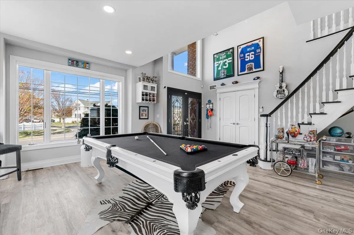 79 Fairwater Avenue, Oyster Bay, NY, 4 Bedrooms Bedrooms, 10 Rooms Rooms,2 BathroomsBathrooms,Residential,For Rent,Fairwater,0,1061878 79 Fairwater Avenue, Oyster Bay, NY, 4 Bedrooms Bedrooms, 10 Rooms Rooms,2 BathroomsBathrooms,Residential,For Rent,Fairwater,0,1061878