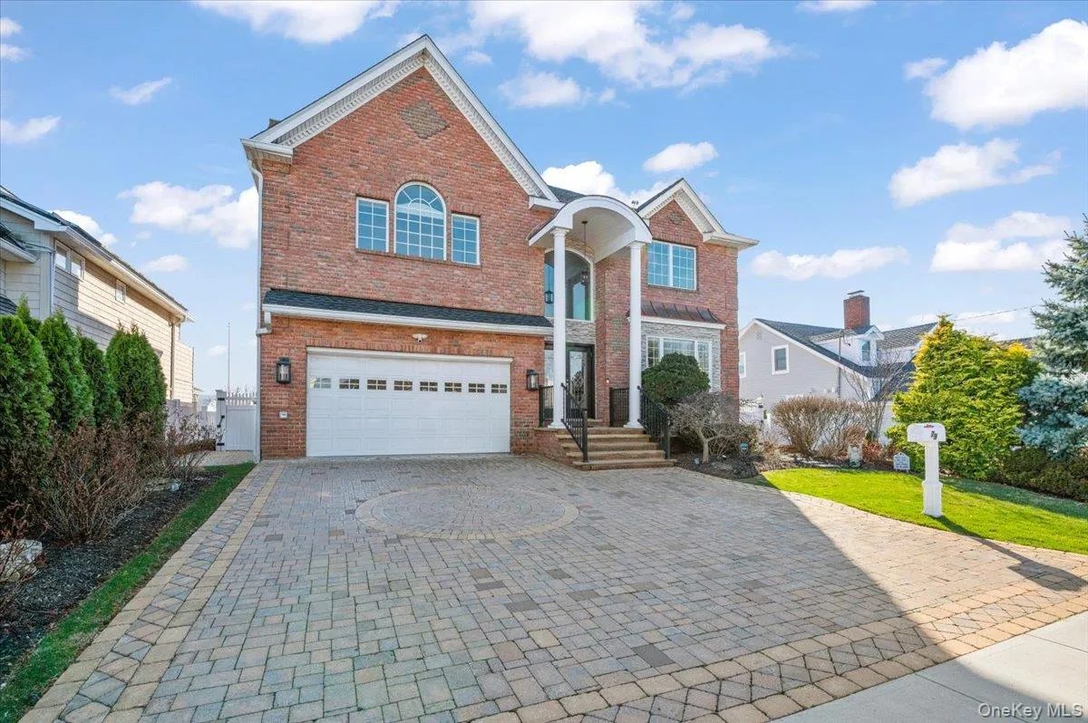 79 Fairwater Avenue, Oyster Bay, NY, 4 Bedrooms Bedrooms, 10 Rooms Rooms,2 BathroomsBathrooms,Residential,For Rent,Fairwater,0,1061878 79 Fairwater Avenue, Oyster Bay, NY, 4 Bedrooms Bedrooms, 10 Rooms Rooms,2 BathroomsBathrooms,Residential,For Rent,Fairwater,0,1061878