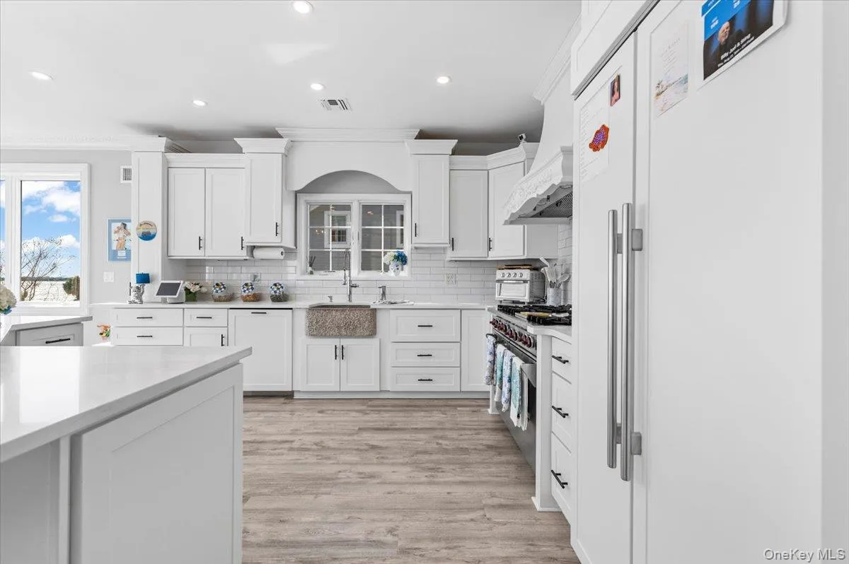 79 Fairwater Avenue, Oyster Bay, NY, 4 Bedrooms Bedrooms, 10 Rooms Rooms,2 BathroomsBathrooms,Residential,For Rent,Fairwater,0,1061878 79 Fairwater Avenue, Oyster Bay, NY, 4 Bedrooms Bedrooms, 10 Rooms Rooms,2 BathroomsBathrooms,Residential,For Rent,Fairwater,0,1061878